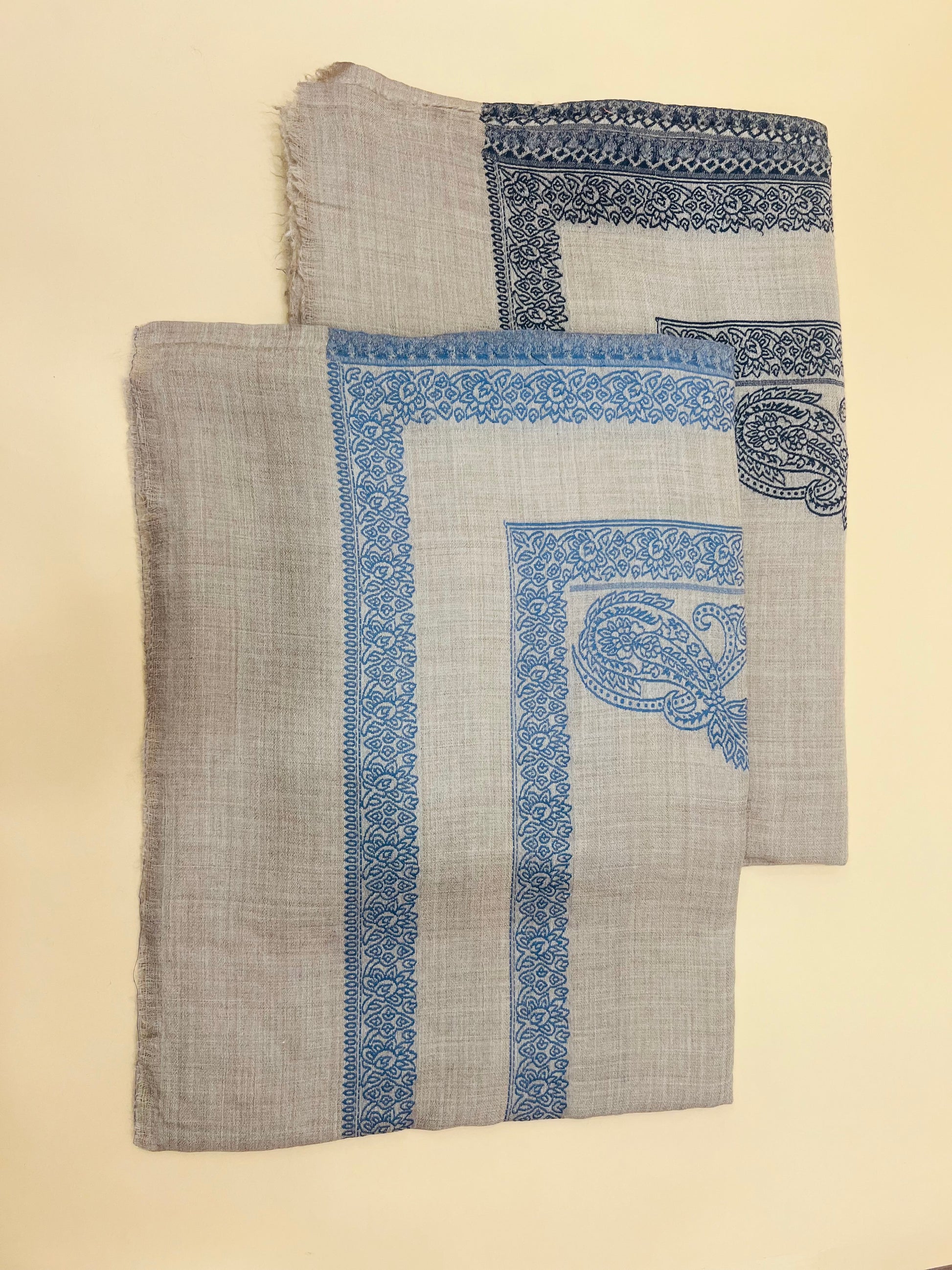 Fine wool Pashmina Men Shawl