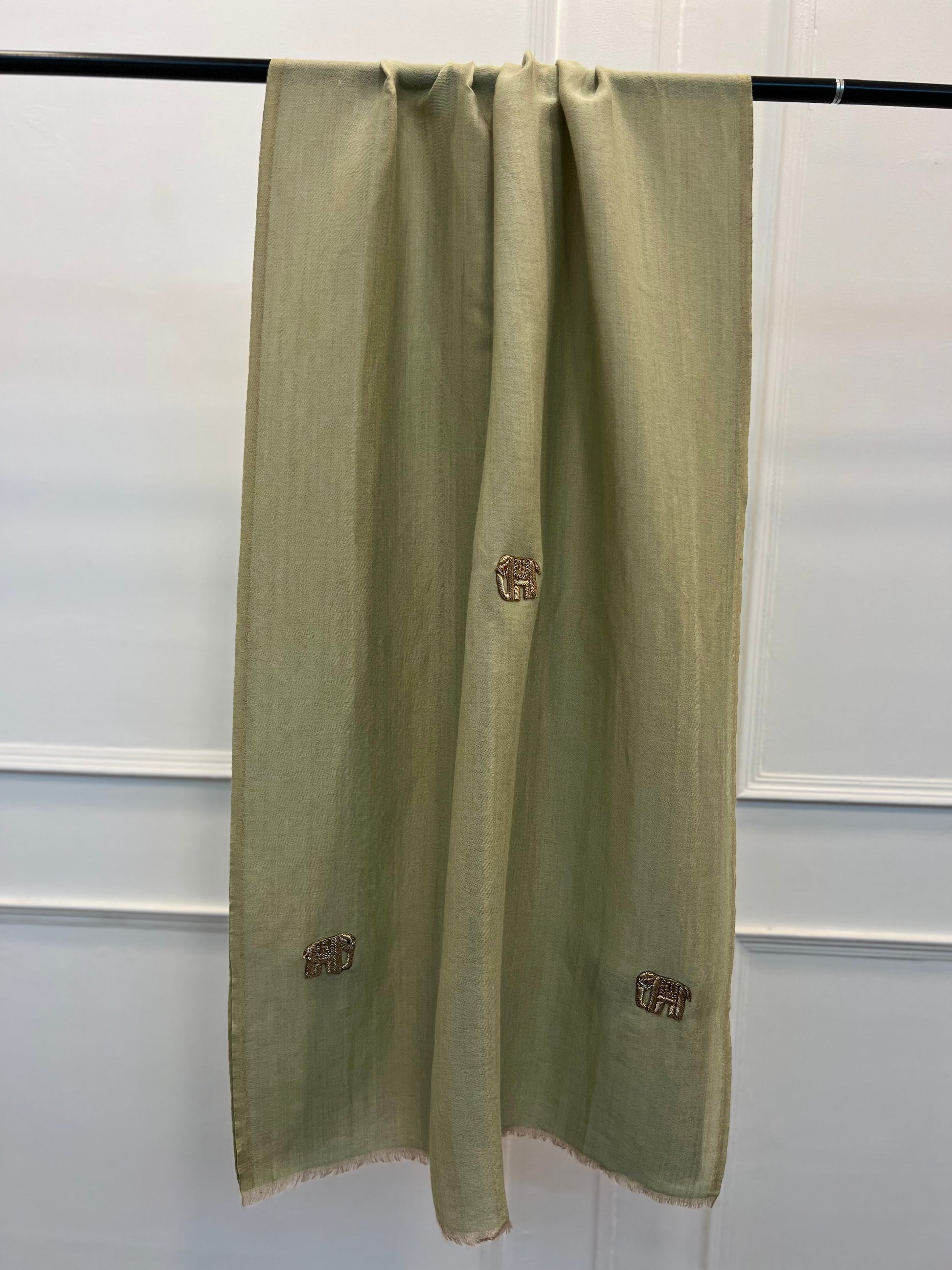 Moonlighting zari Stole with Elephant