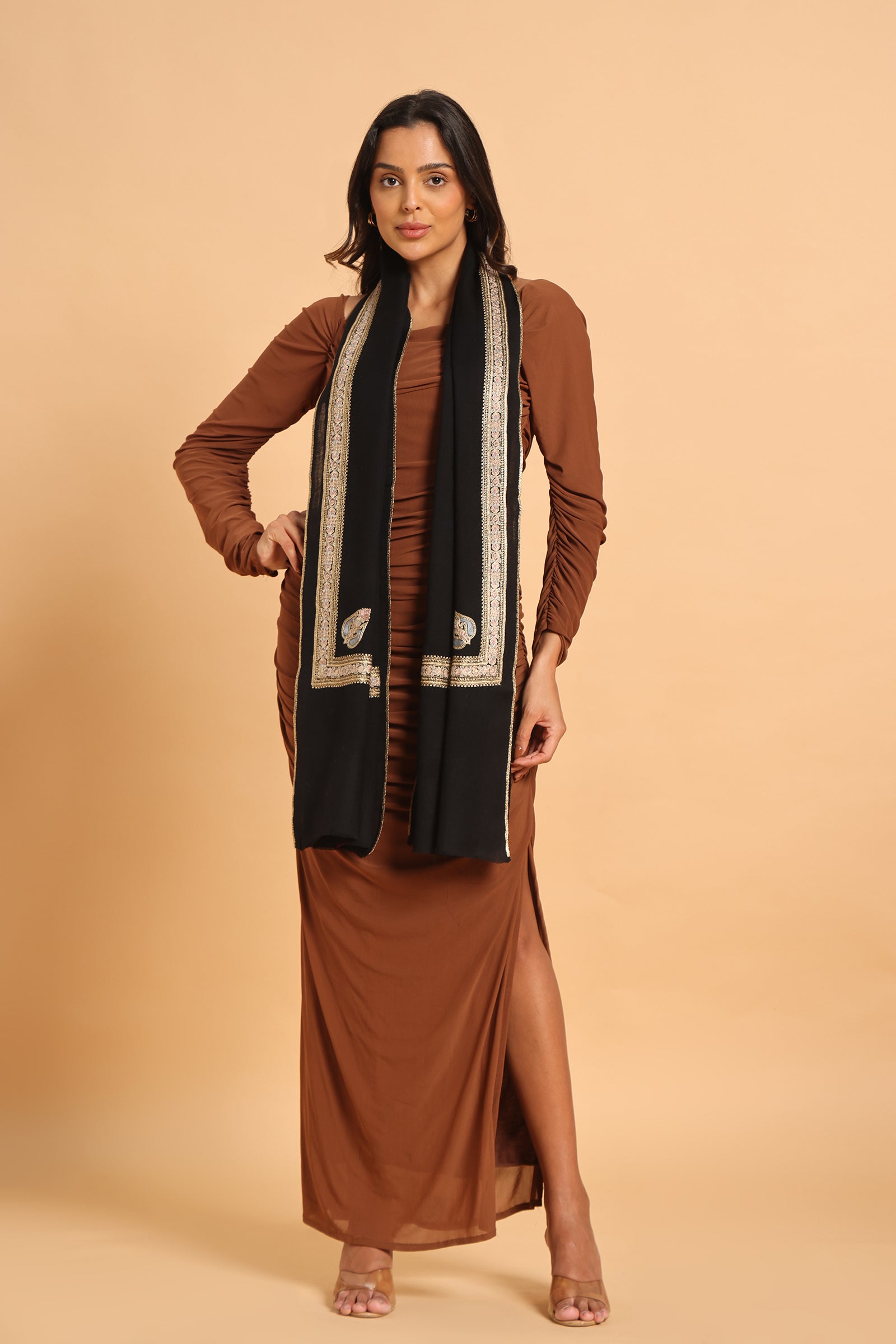 Black Floral Border & Kunj Buta Pure Wool Kashmiri Stole