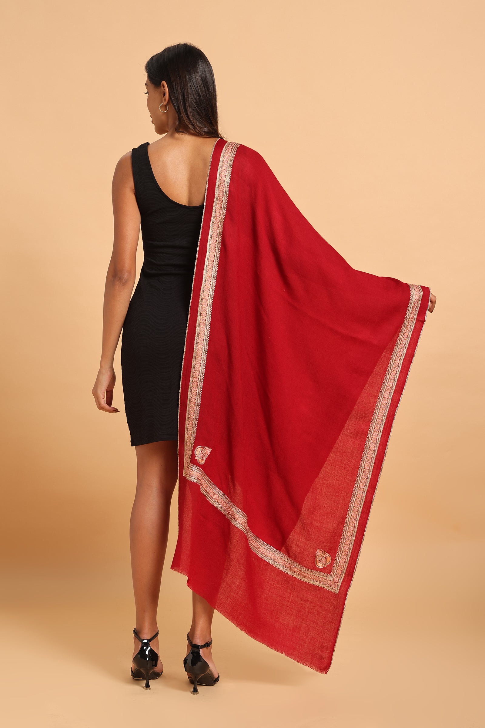 Mehrun Floral Border & Kunj Buta Pure Wool Kashmiri Stole