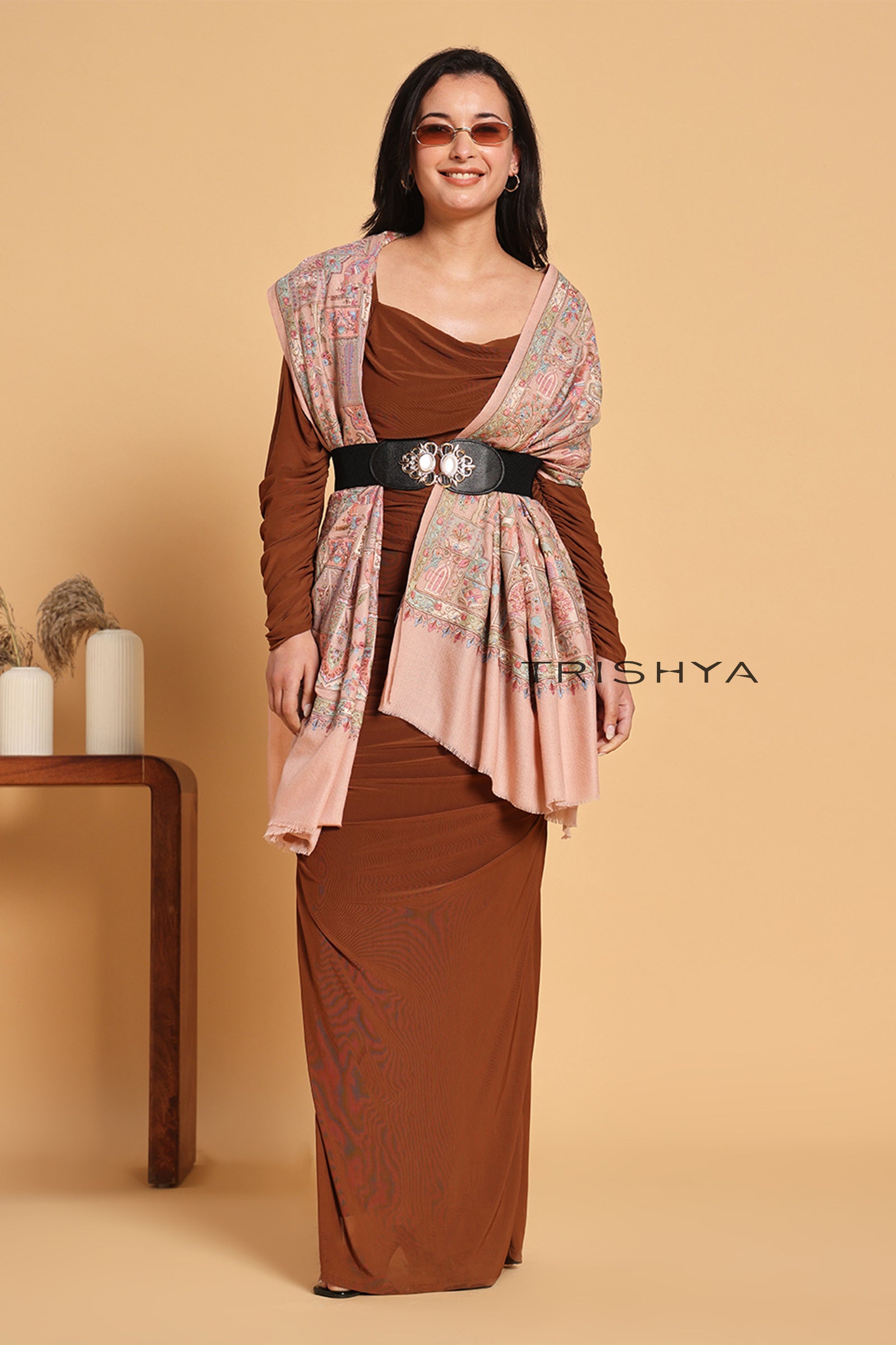 Traditional Elephant Motif Embroidered Shawl in Light Pink