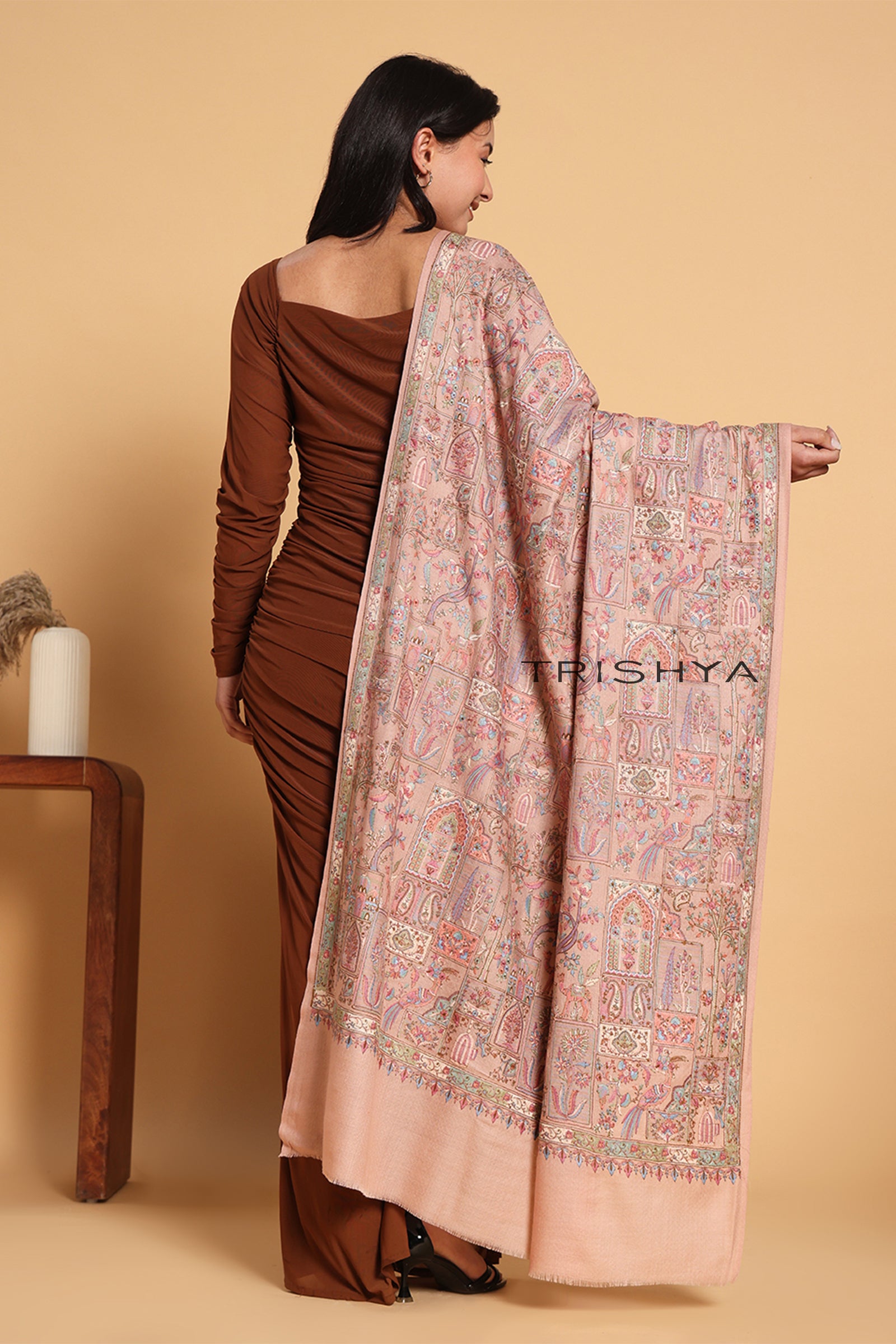 Traditional Elephant Motif Embroidered Shawl in Light Pink