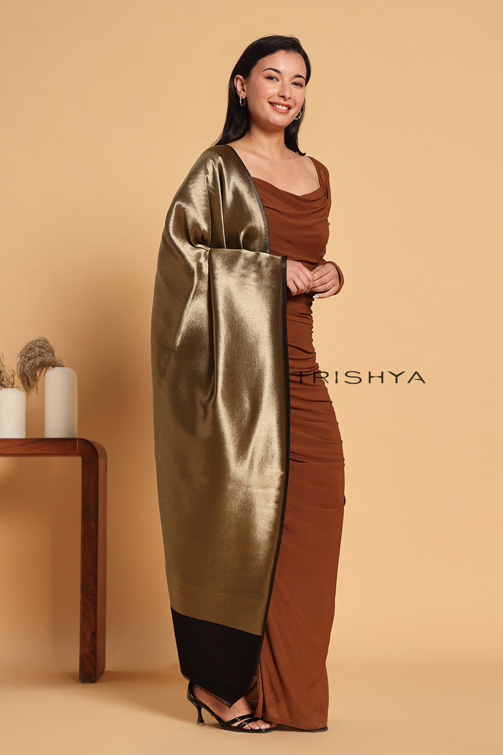 Noor-e-Zari Twilight Reversible Stole in Black