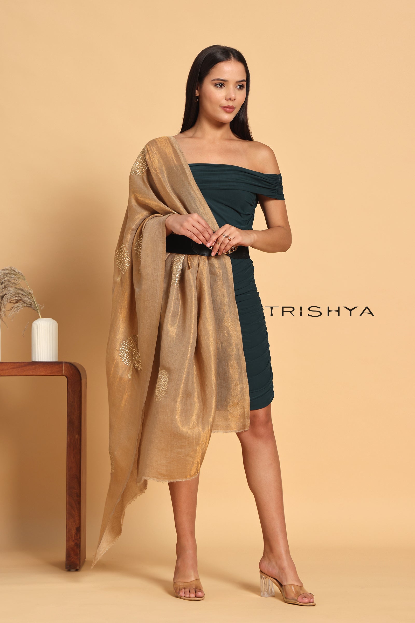 Moonlight Reversible Tree Work Stole in Golden Beige