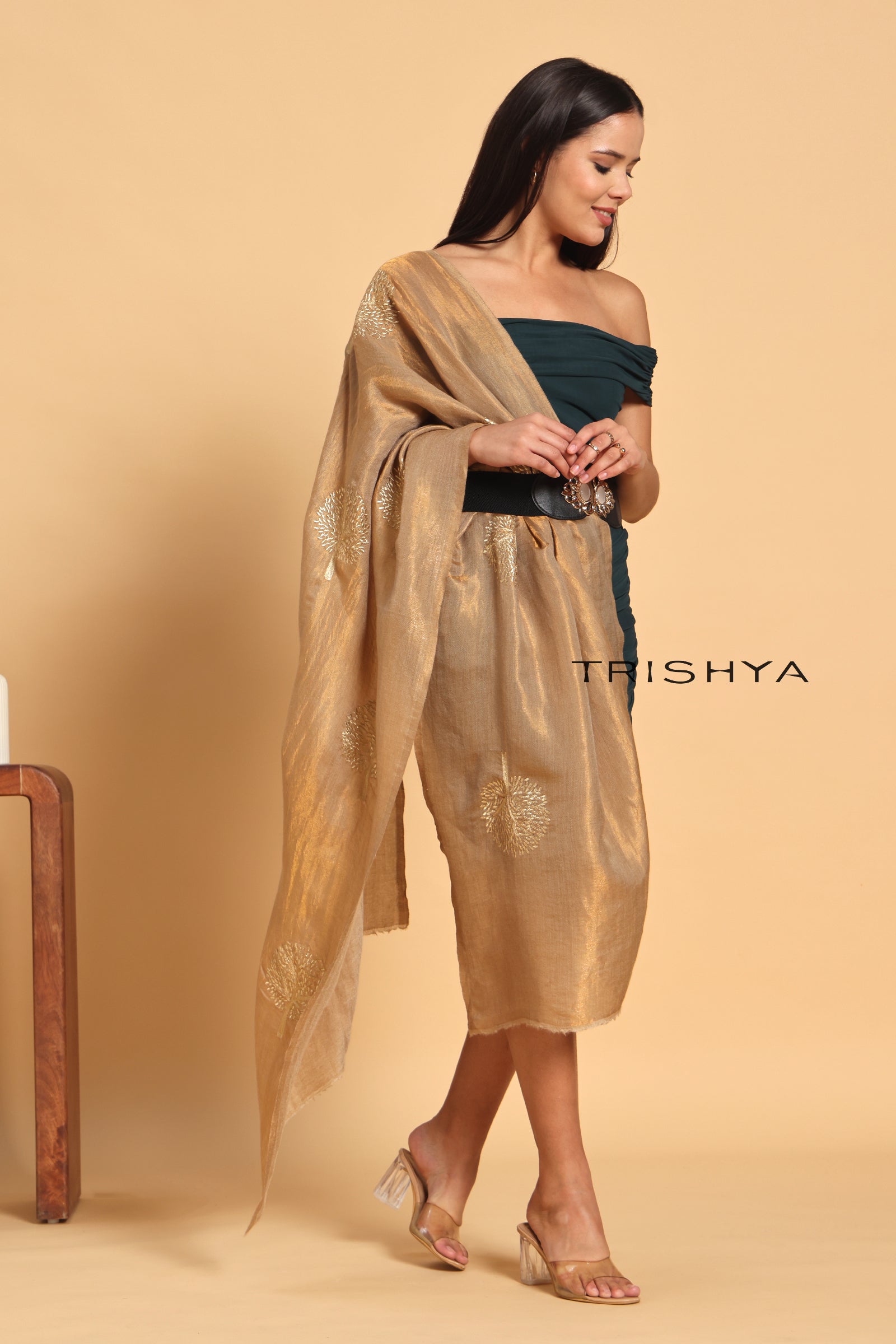 Moonlight Reversible Tree Work Stole in Golden Beige