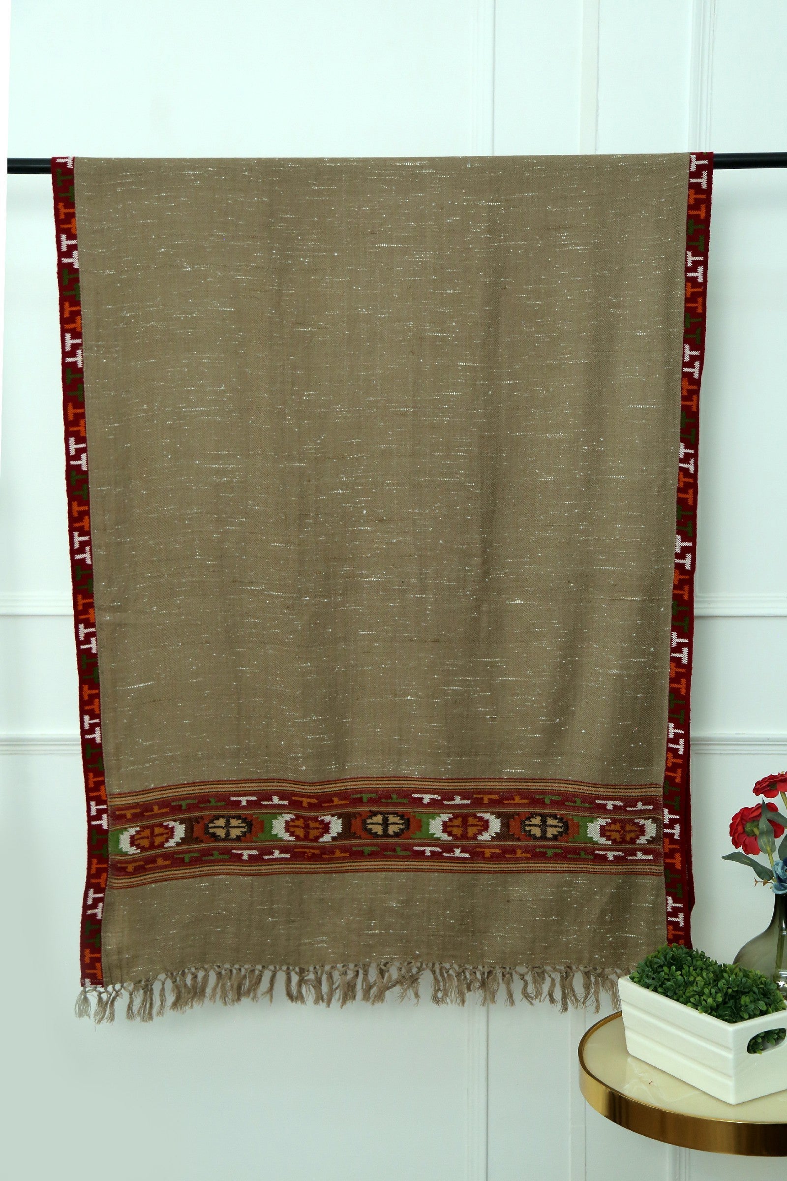 Women Himachal Kinnauri Stole