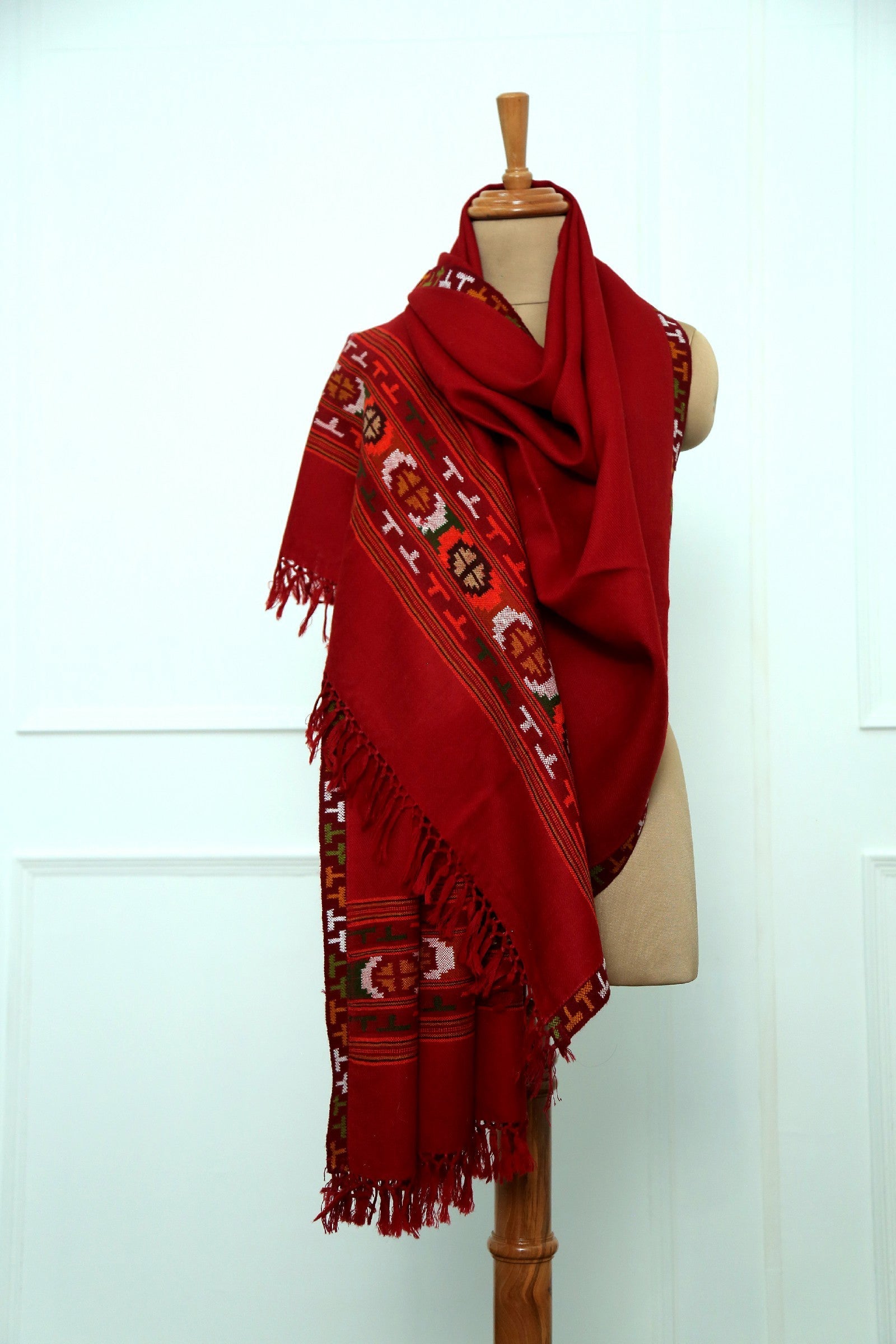 Women Himachal Kinnauri Stole