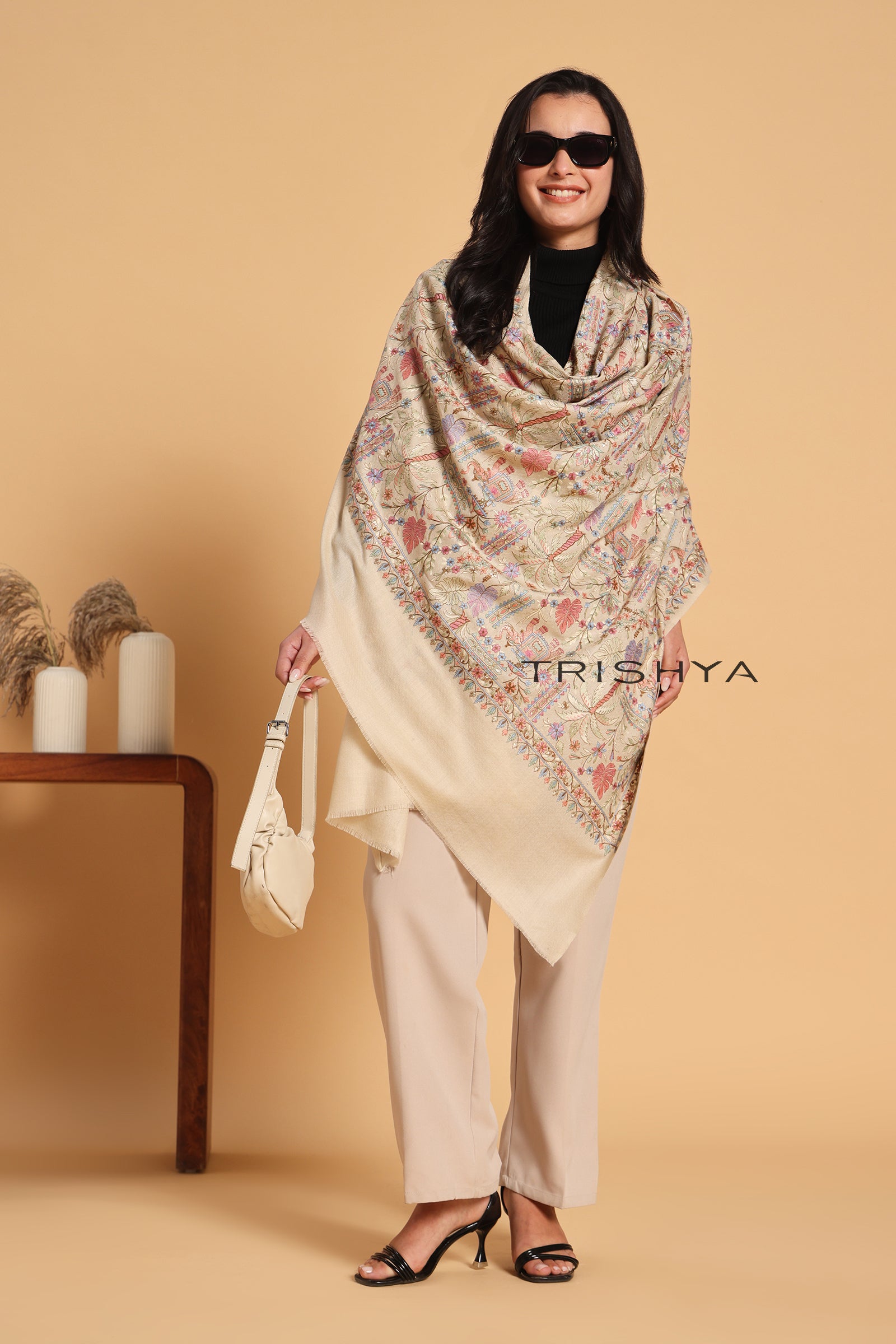 Traditional Elephant Motif Embroidered Shawl in Ivory