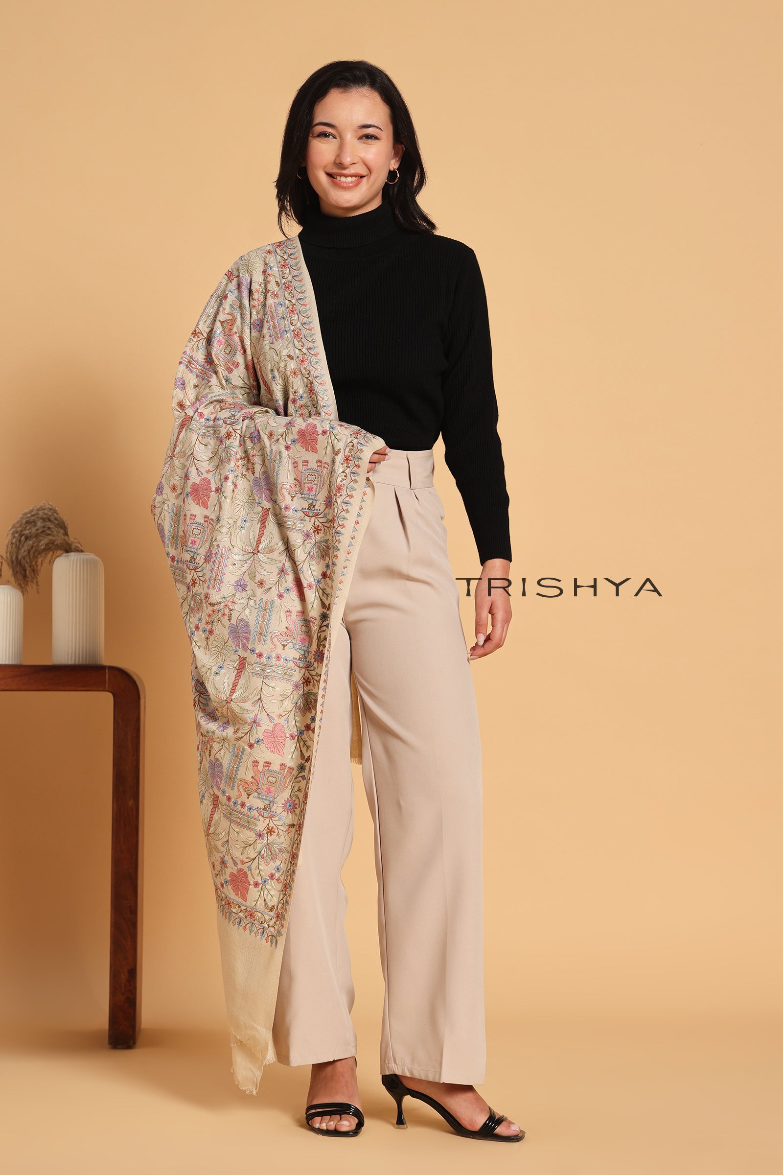 Traditional Elephant Motif Embroidered Shawl in Ivory