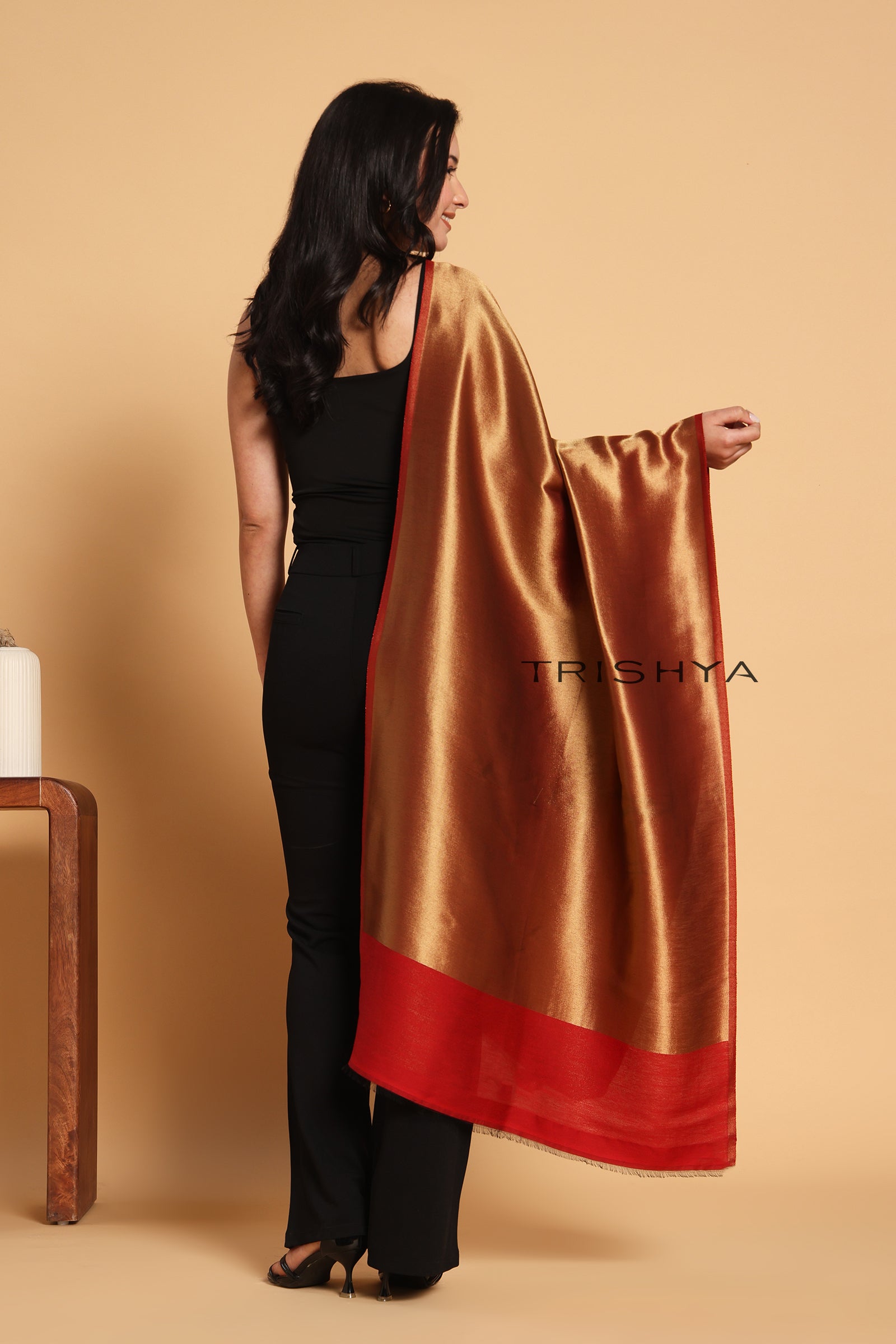 Noor-e-Zari Twilight Reversible Stole in Red