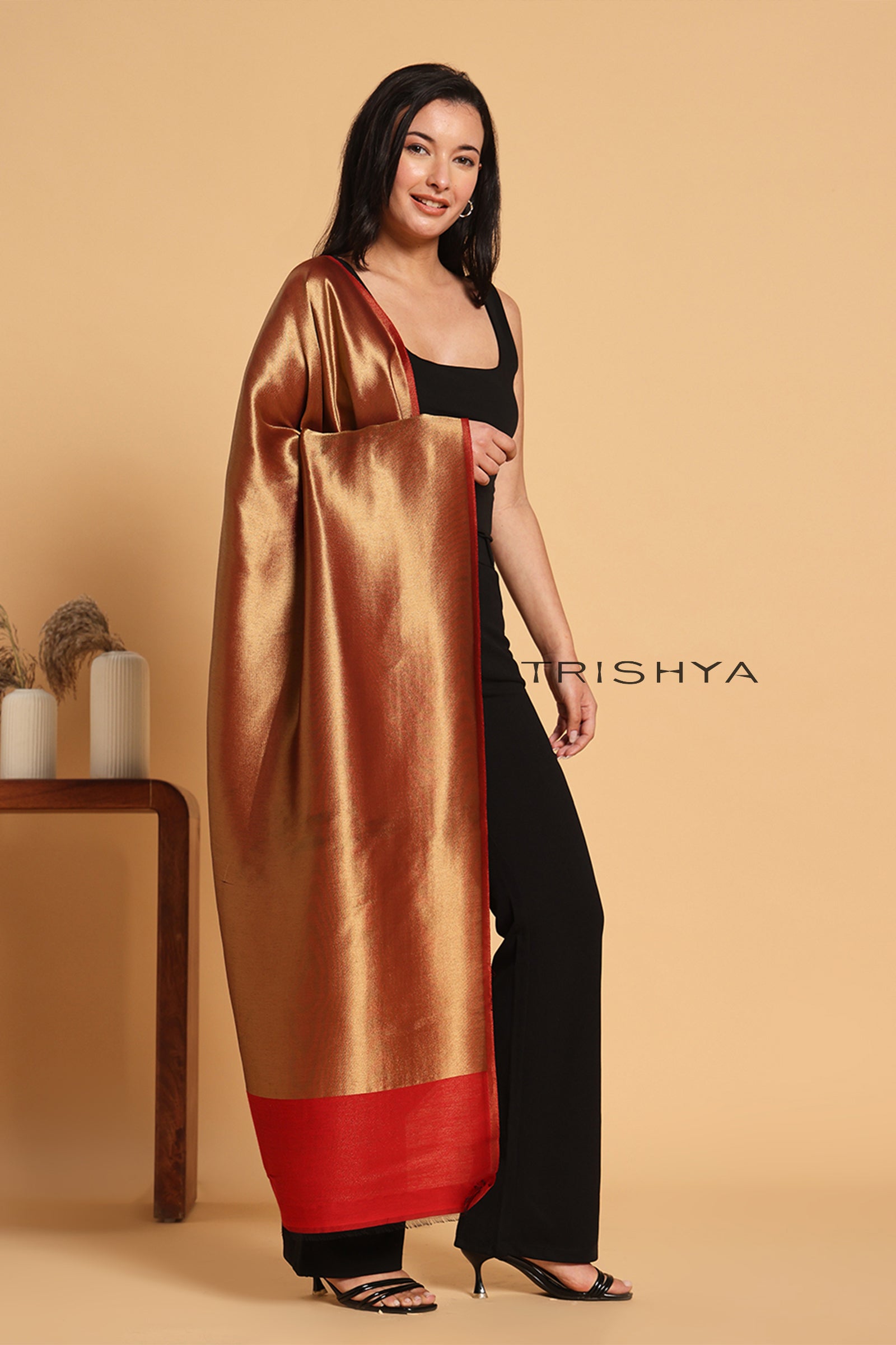 Noor-e-Zari Twilight Reversible Stole in Red