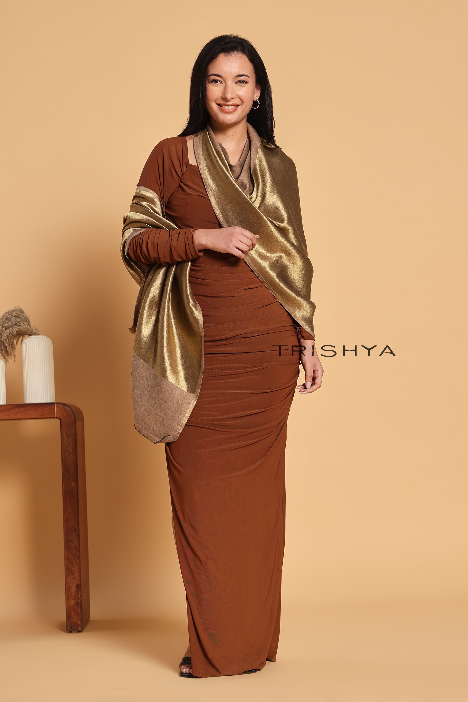 Noor-e-Zari Twilight Reversible Stole in Beige