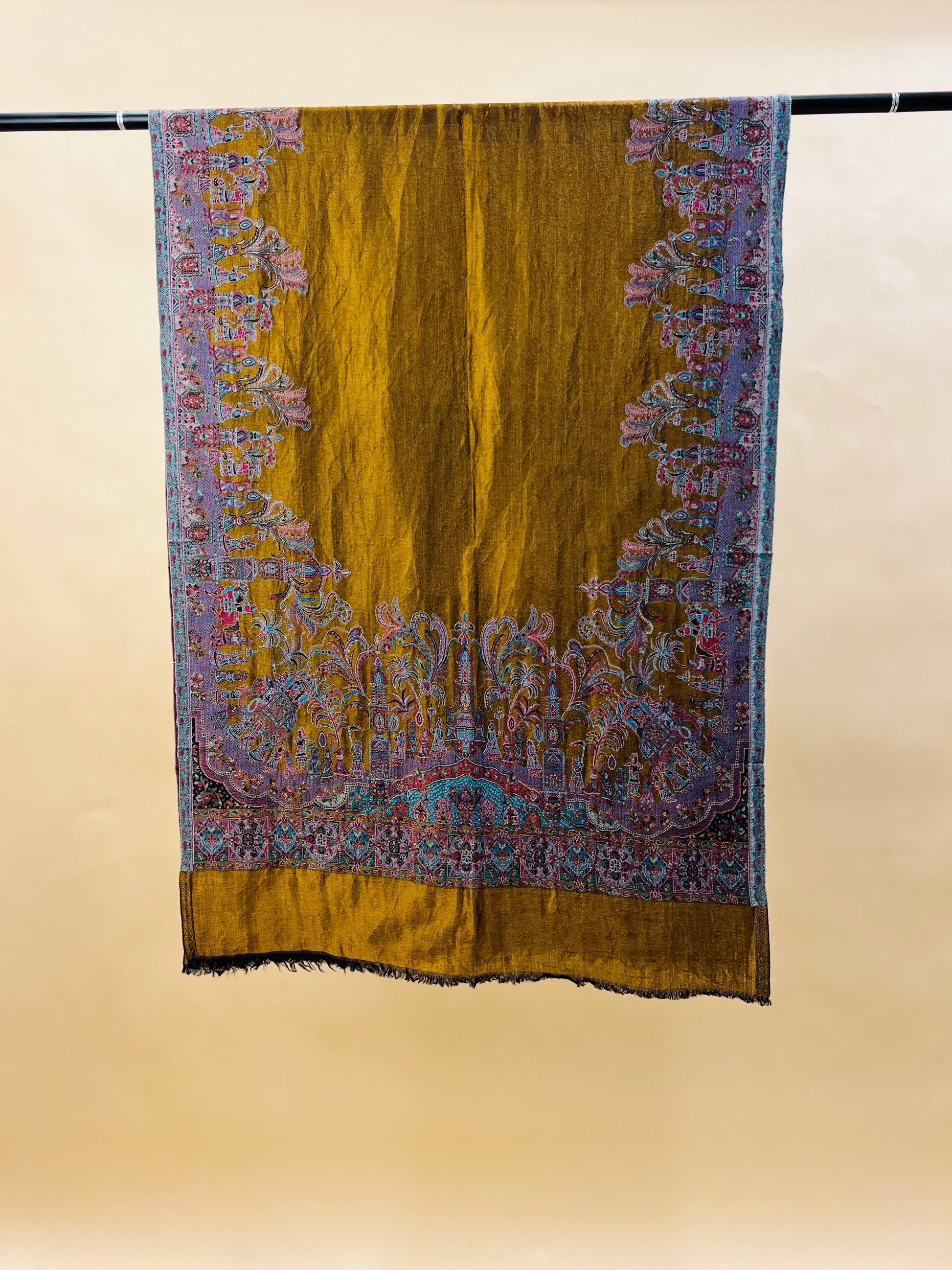 Gold Moonlight Fine Wool Zari Stole