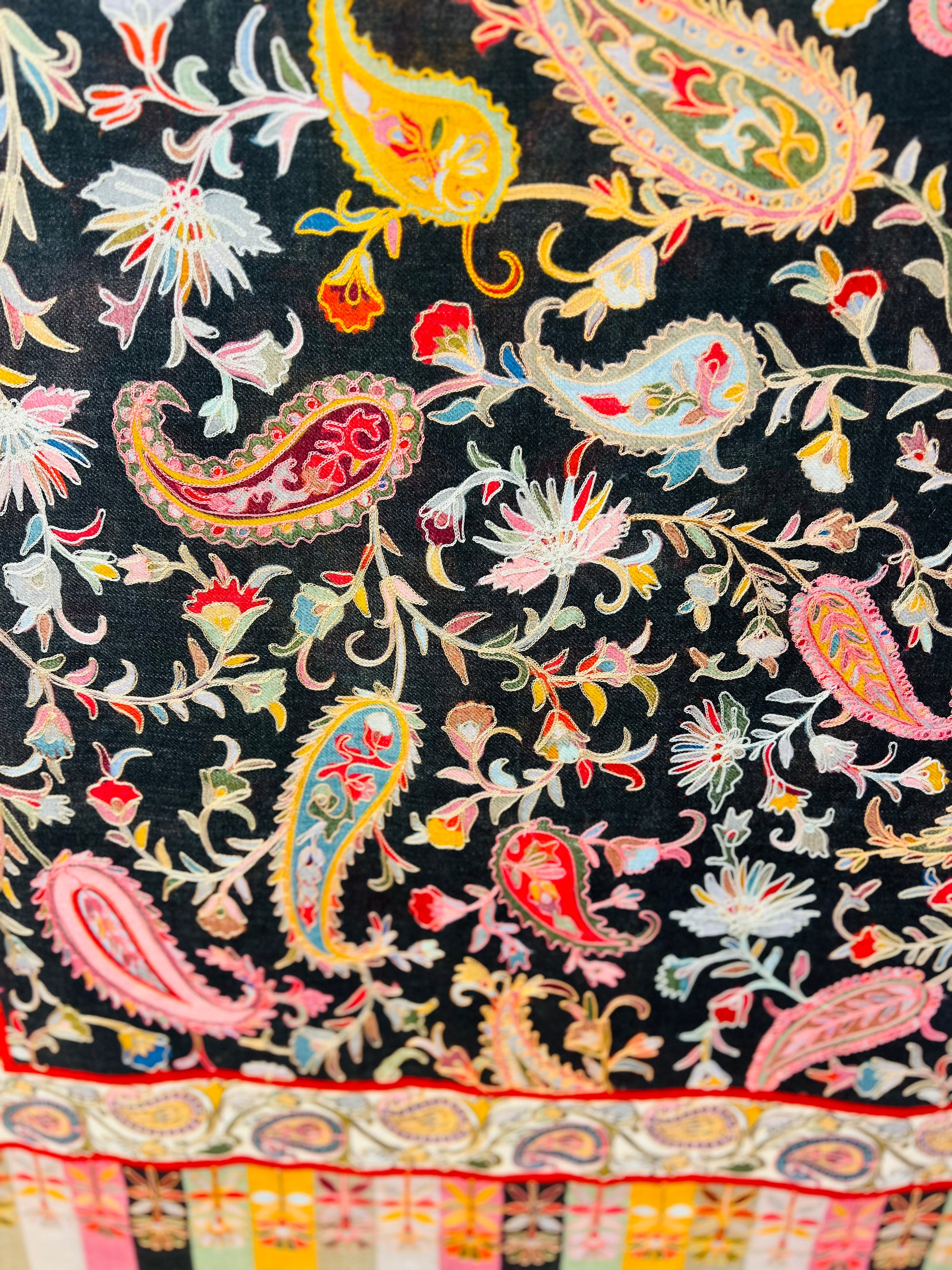 Kalamkari Embroidery Design, Multicolour Stole
