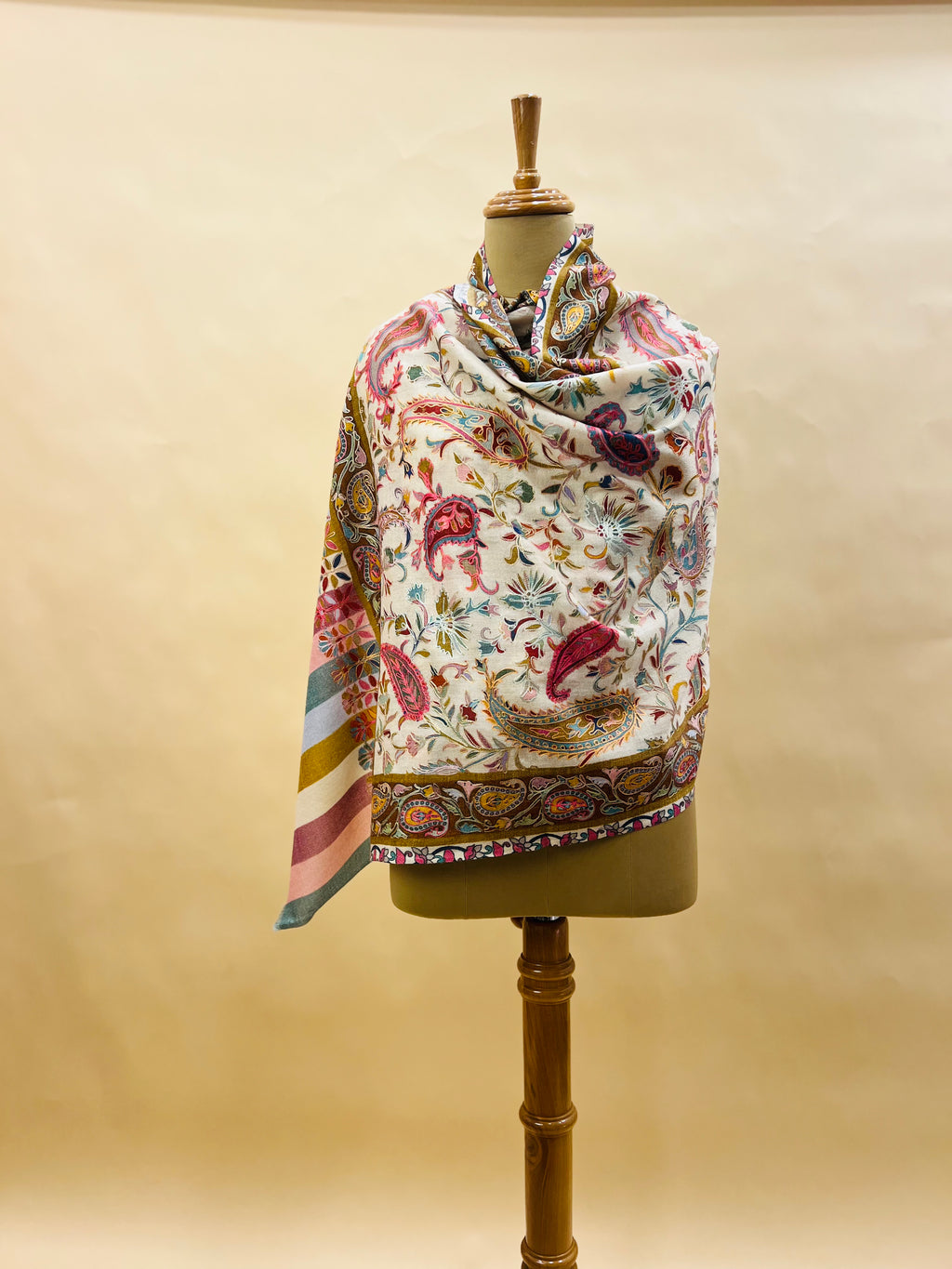 Kalamkari Embroidery Design, Multicolour Stole