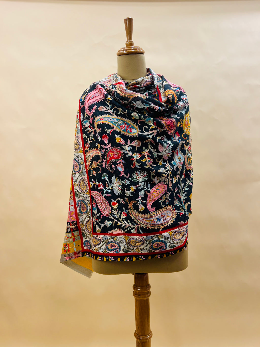 Kalamkari Embroidery Design, Multicolour Stole
