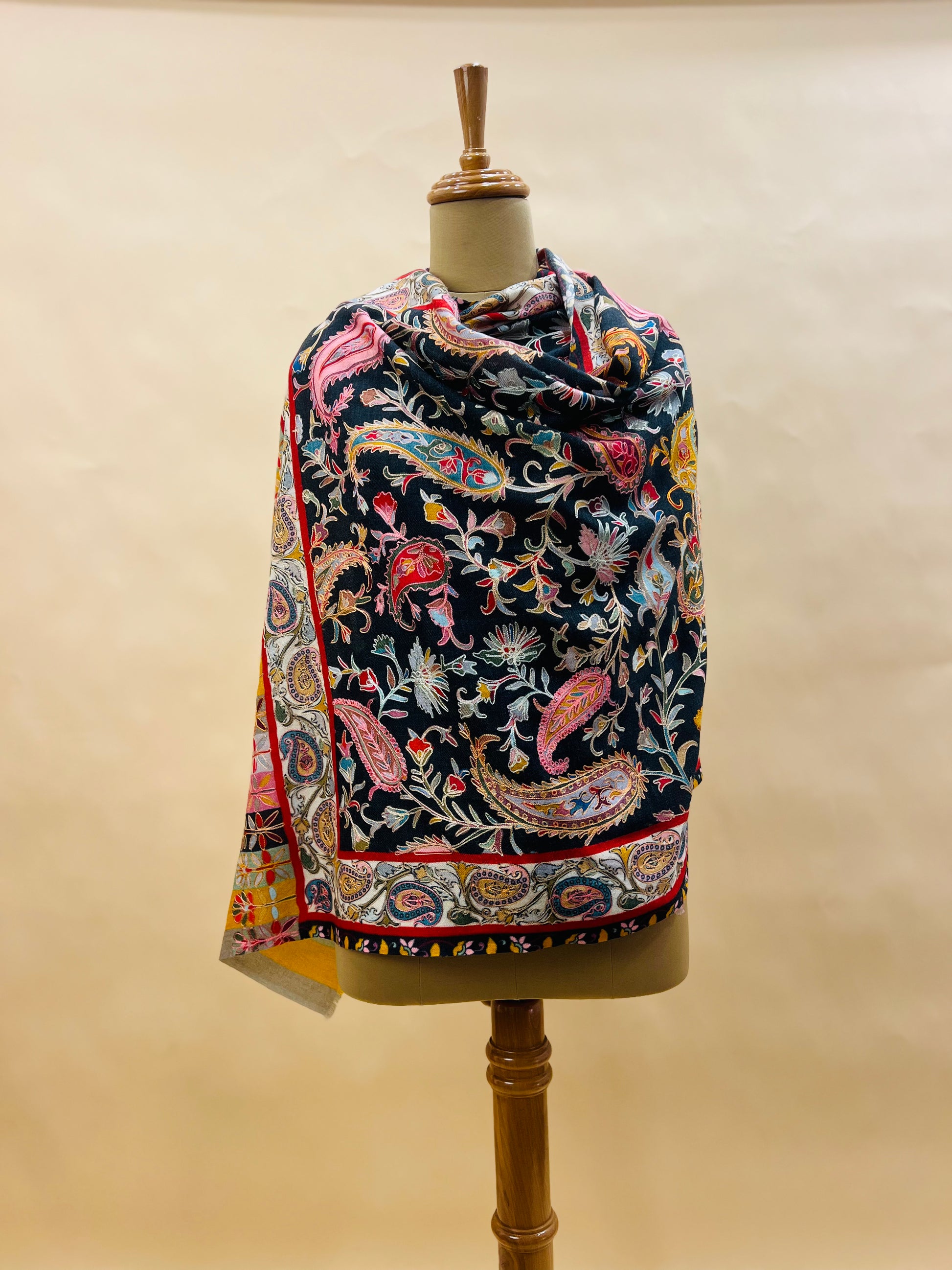 Kalamkari Embroidery Design, Multicolour Stole