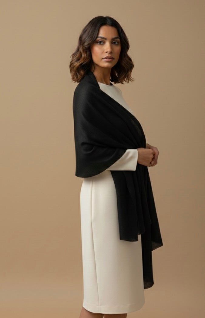 Plane stole diamond weave