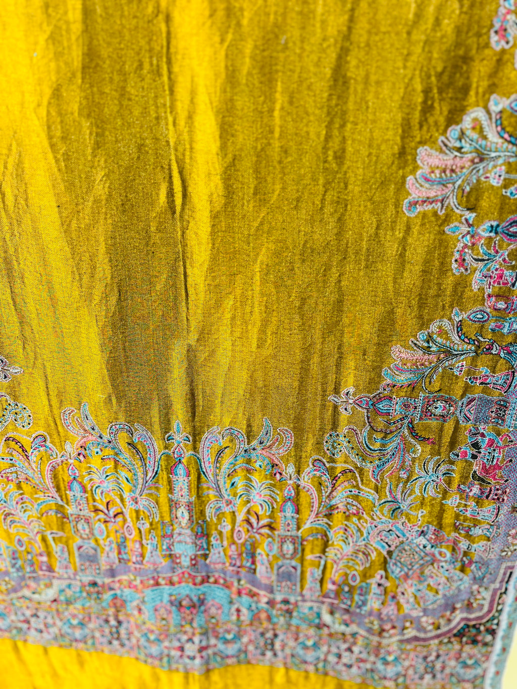 Gold Moonlight Fine Wool Zari Stole