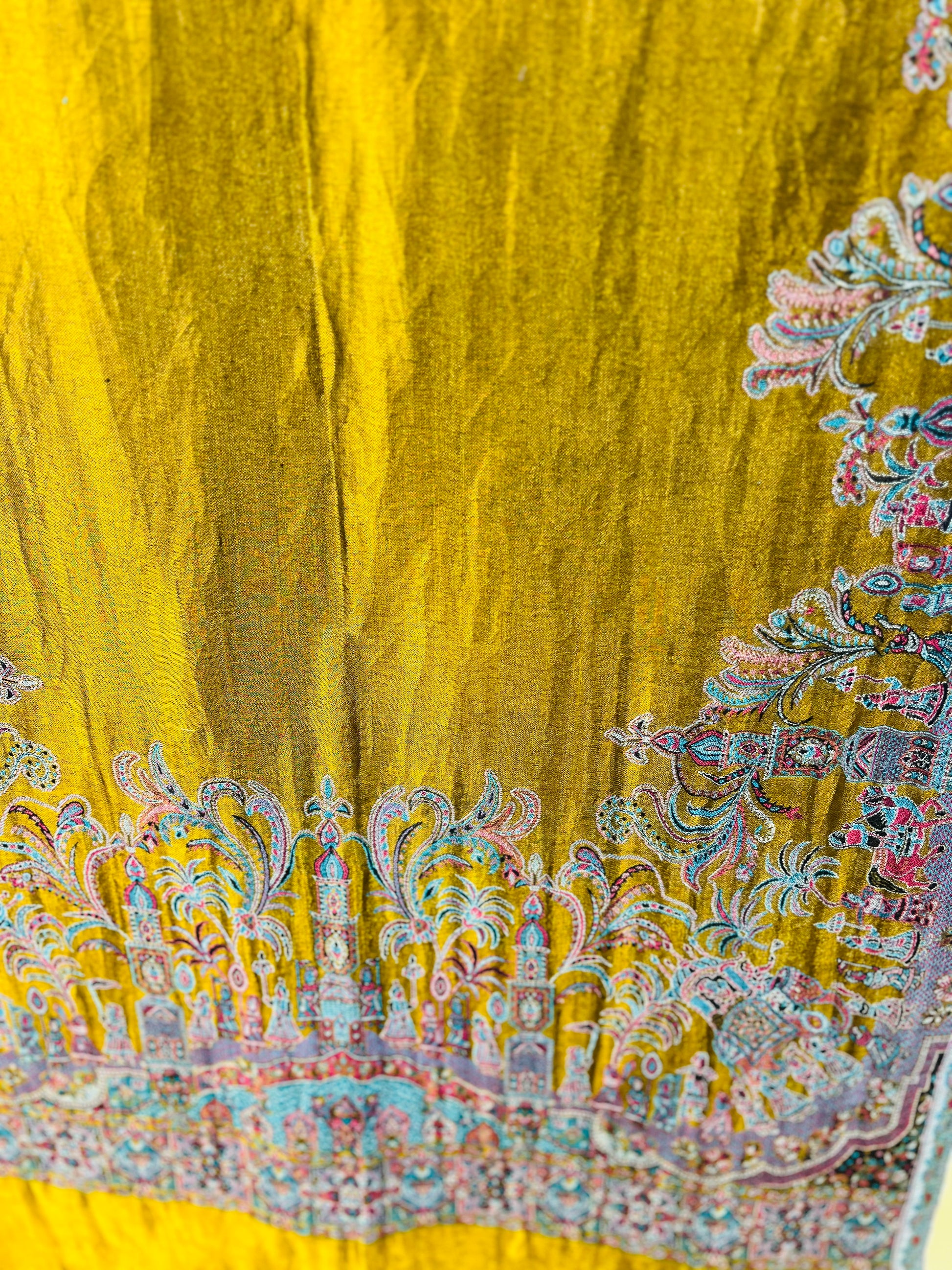 Gold Moonlight Fine Wool Zari Stole