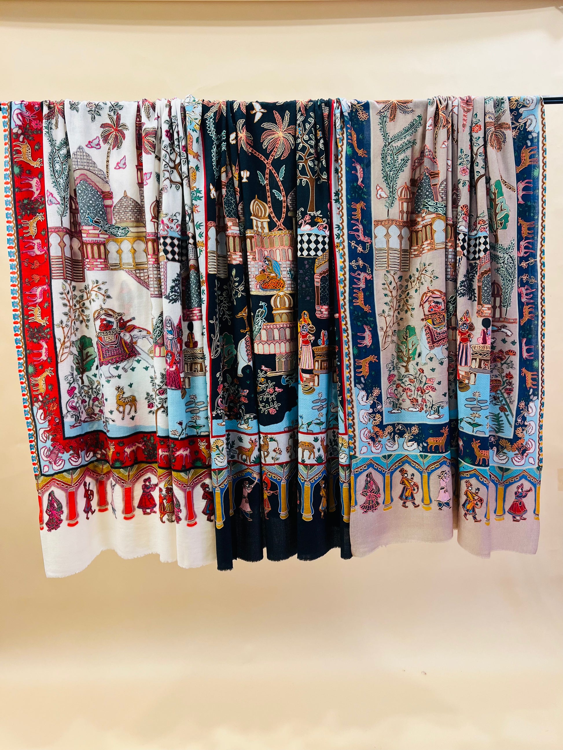 Mughal Darbar Ethnic Kashmiri Kalamkari Shawl Beige