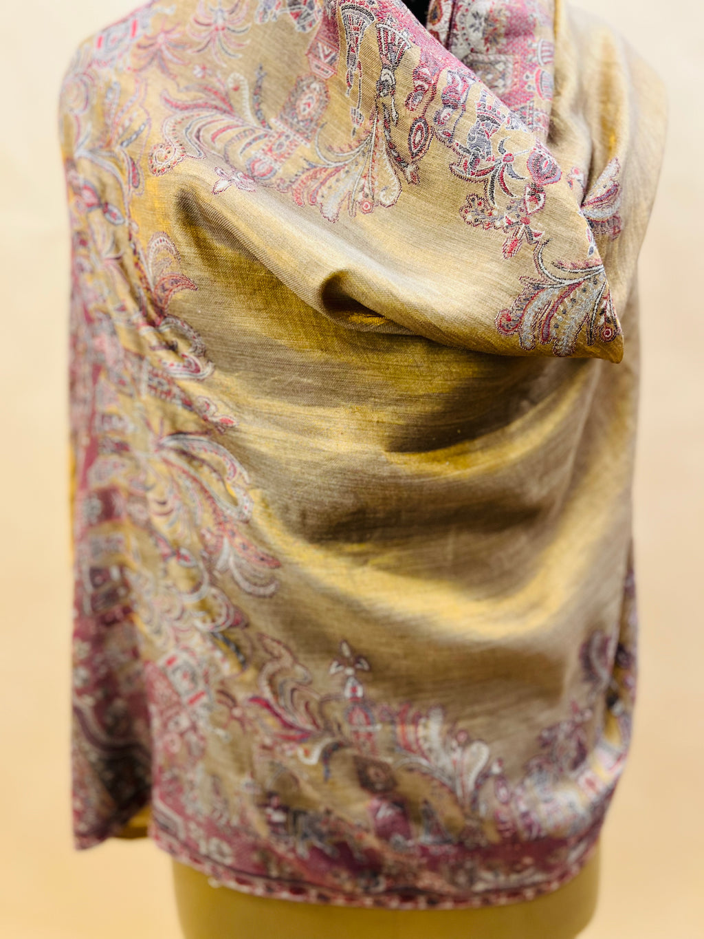 Light Gold Moonlight Fine Wool Zari Stole