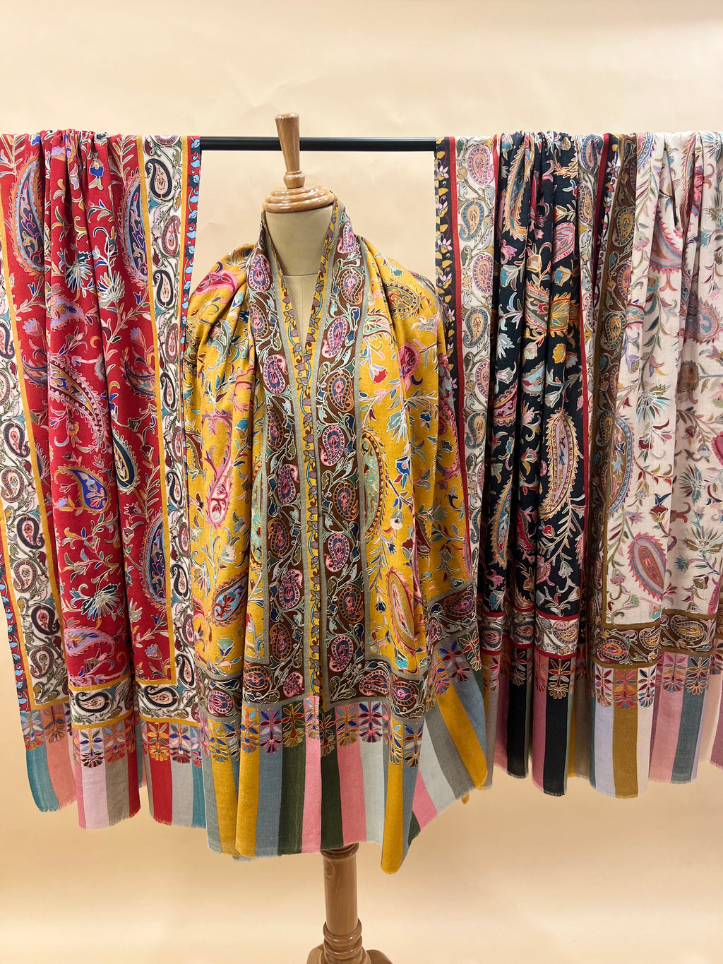 Kalamkari Embroidery Design, Multicolour Stole