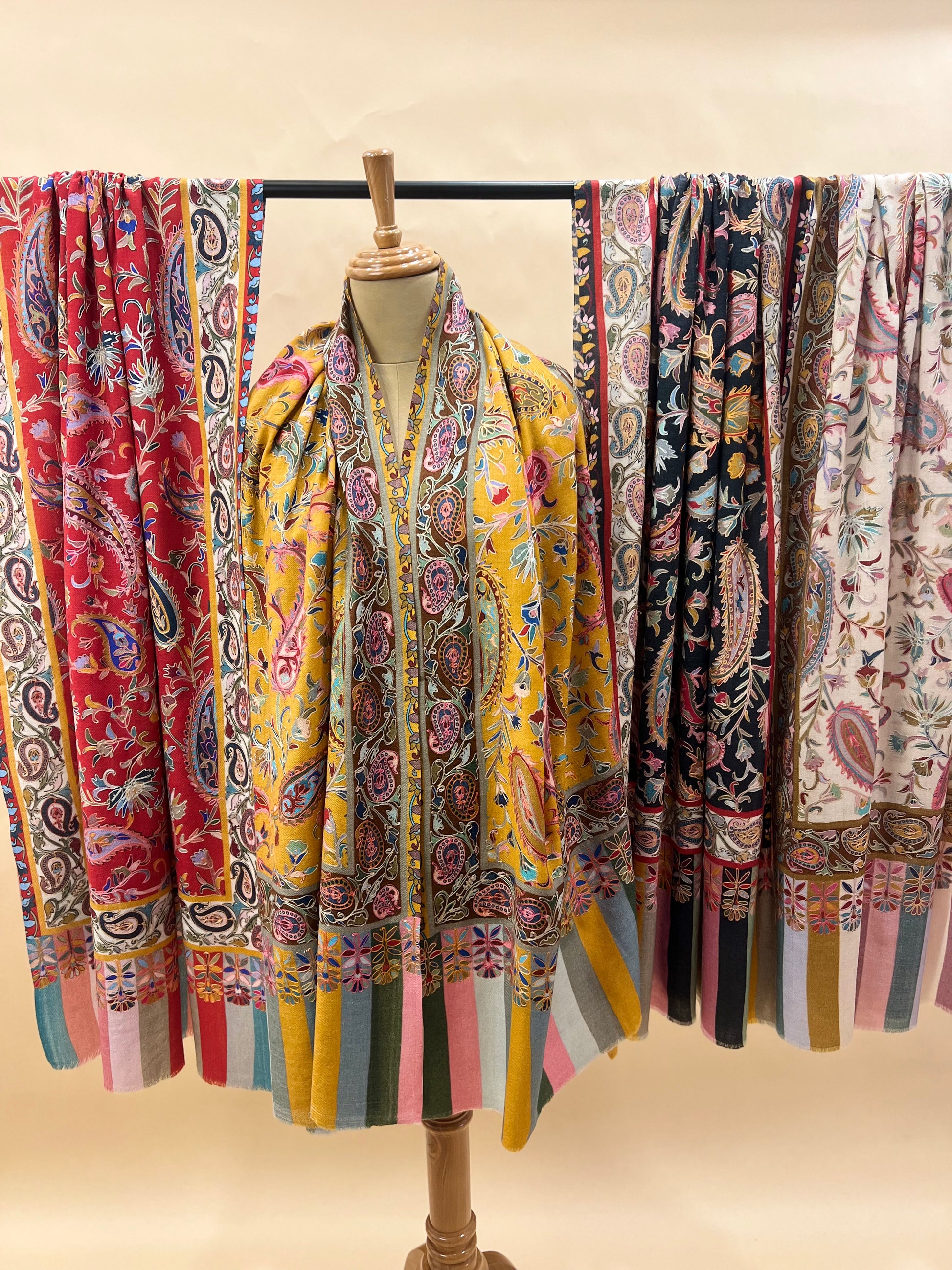 Kalamkari Embroidery Design, Multicolour Stole