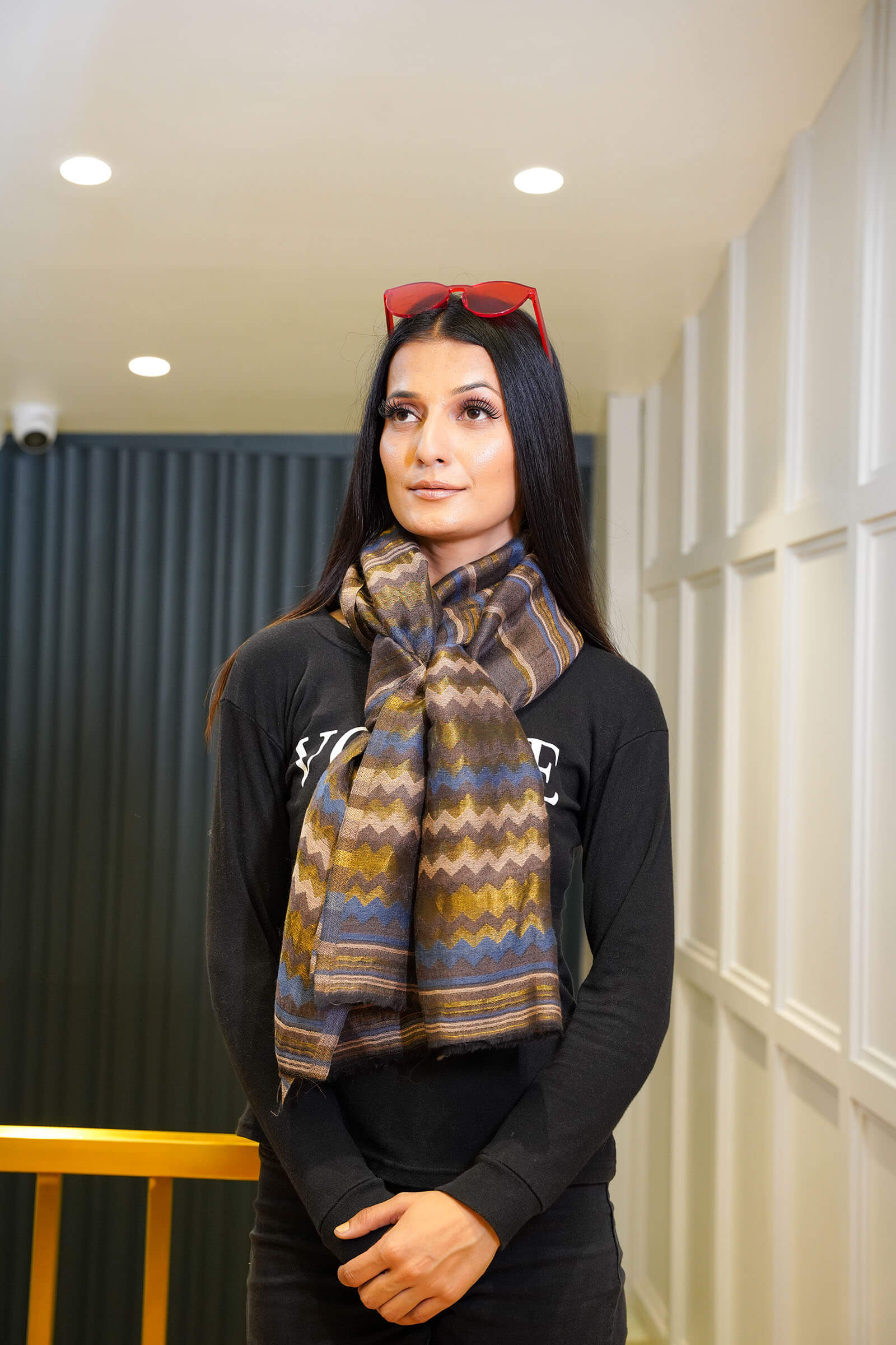 Fine Wool Stripe Zari Stole