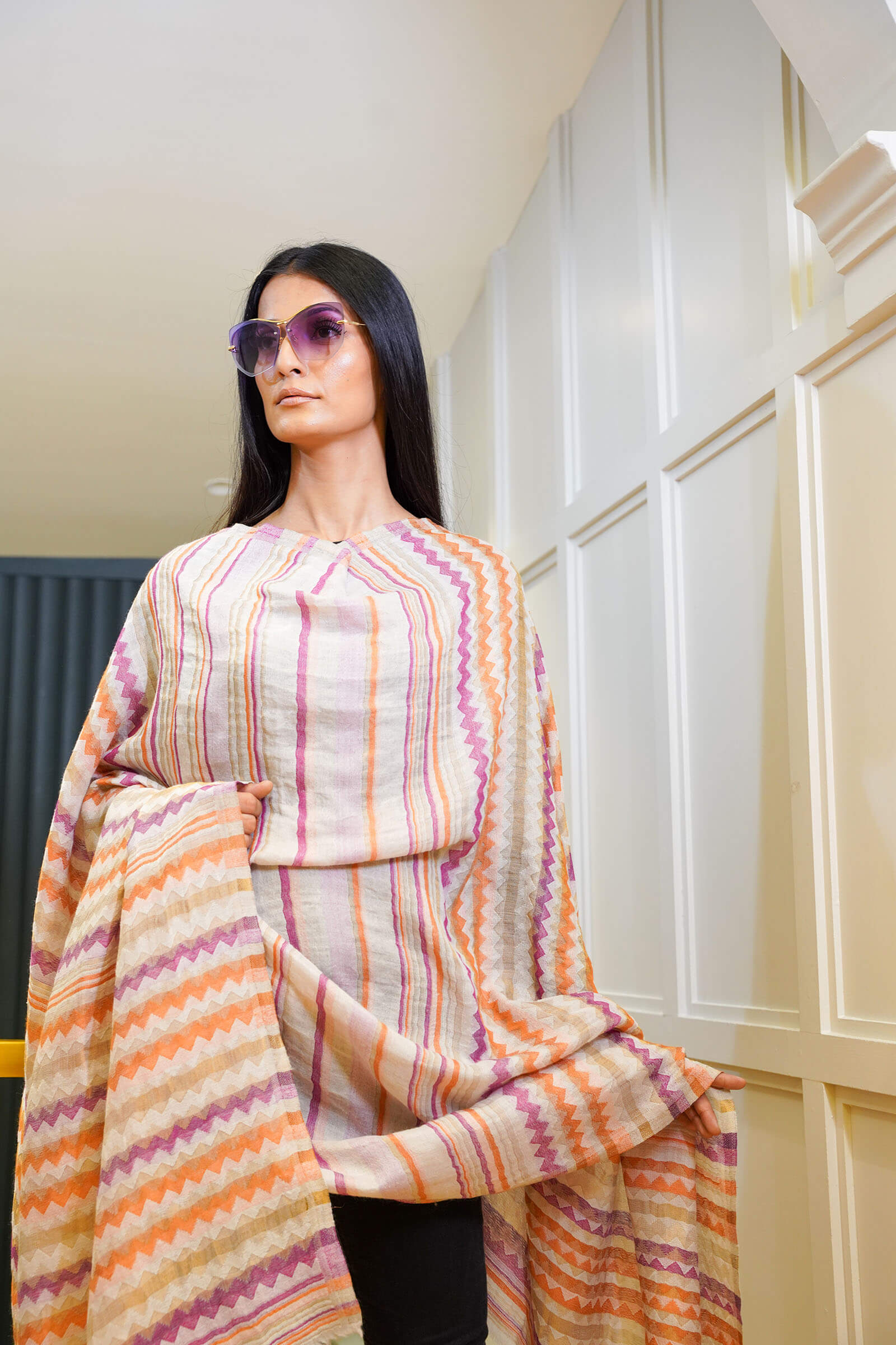 Fine Wool Stripe Zari Shawl
