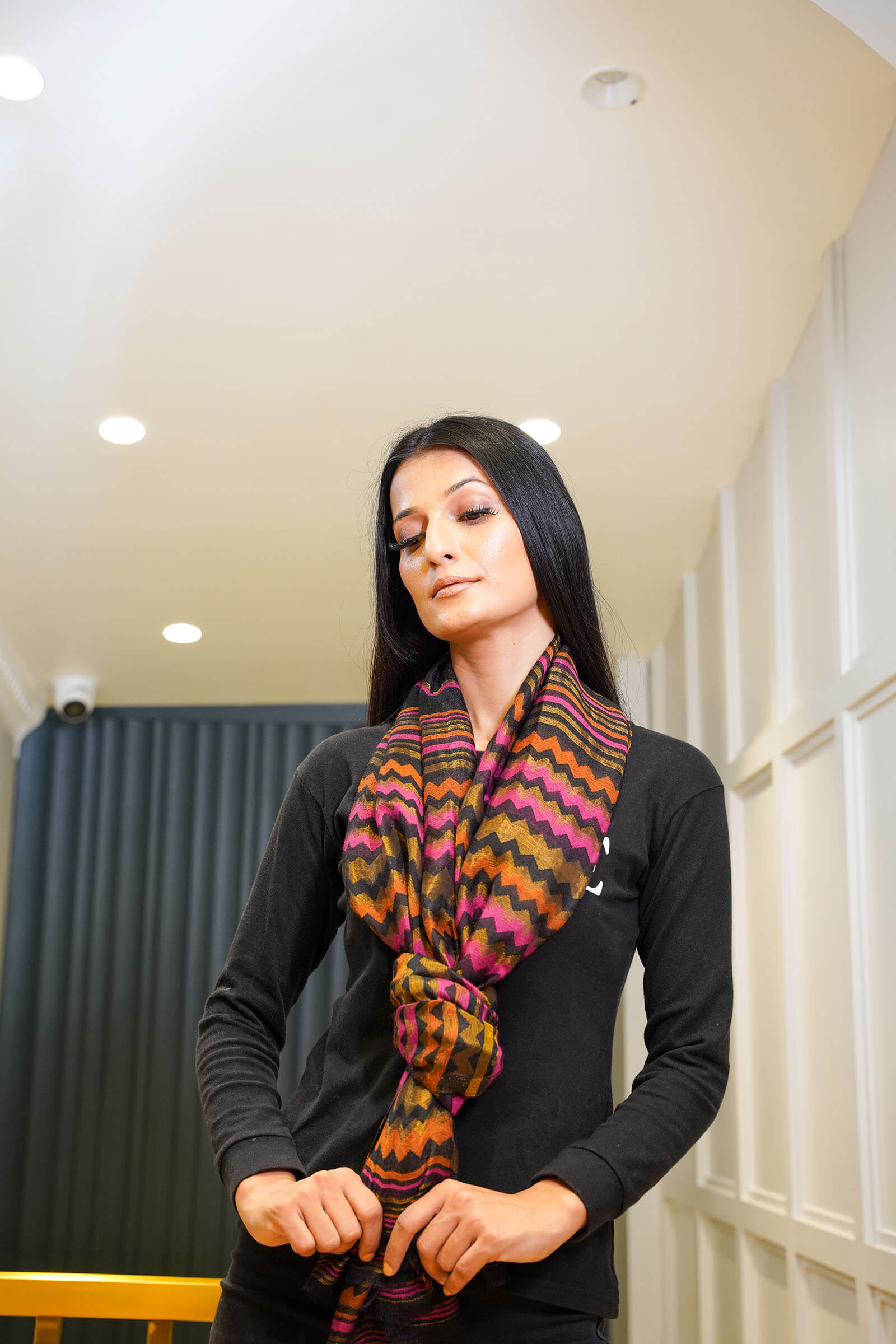 Fine Wool Stripe Zari Stole