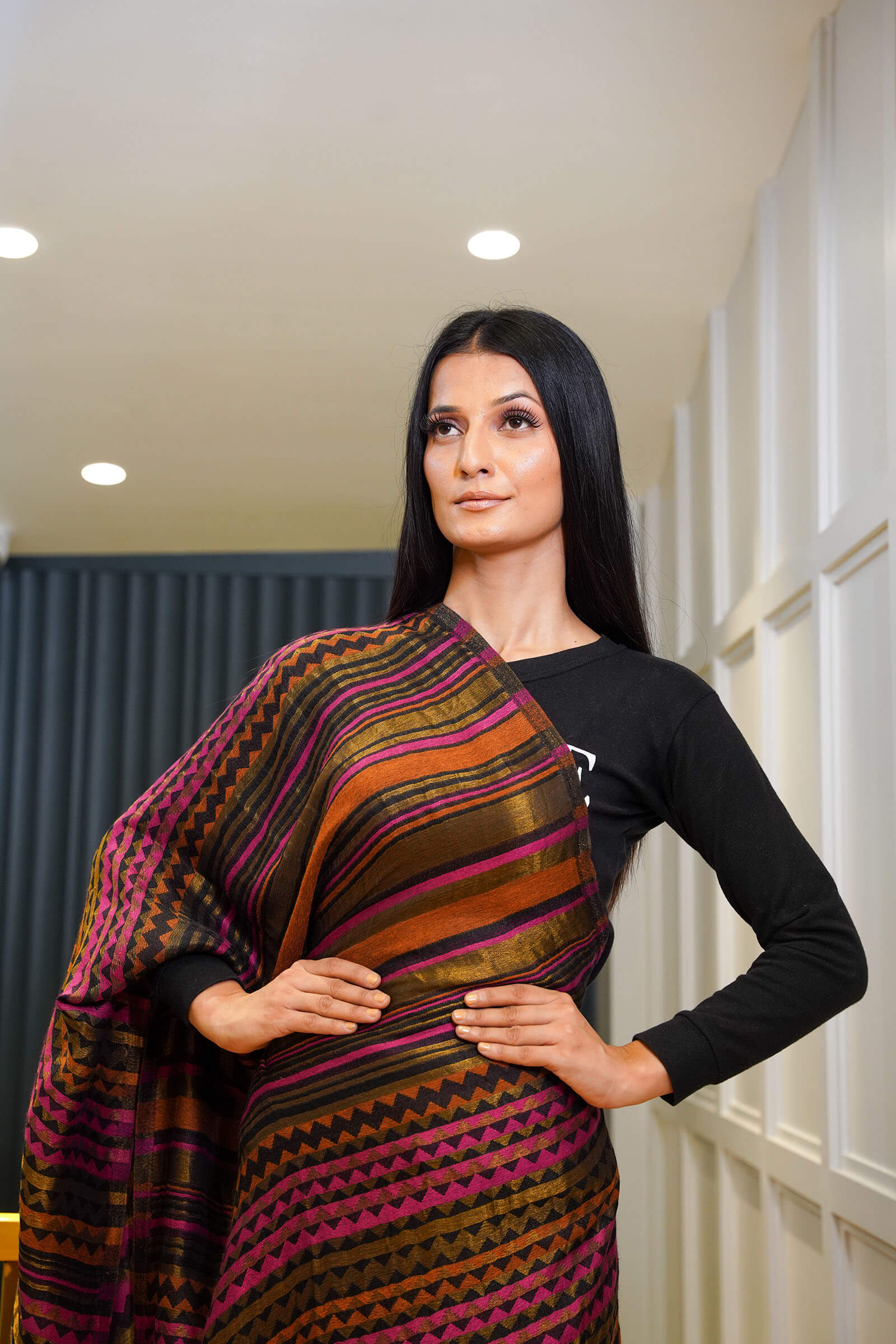 Fine Wool Stripe Zari Stole