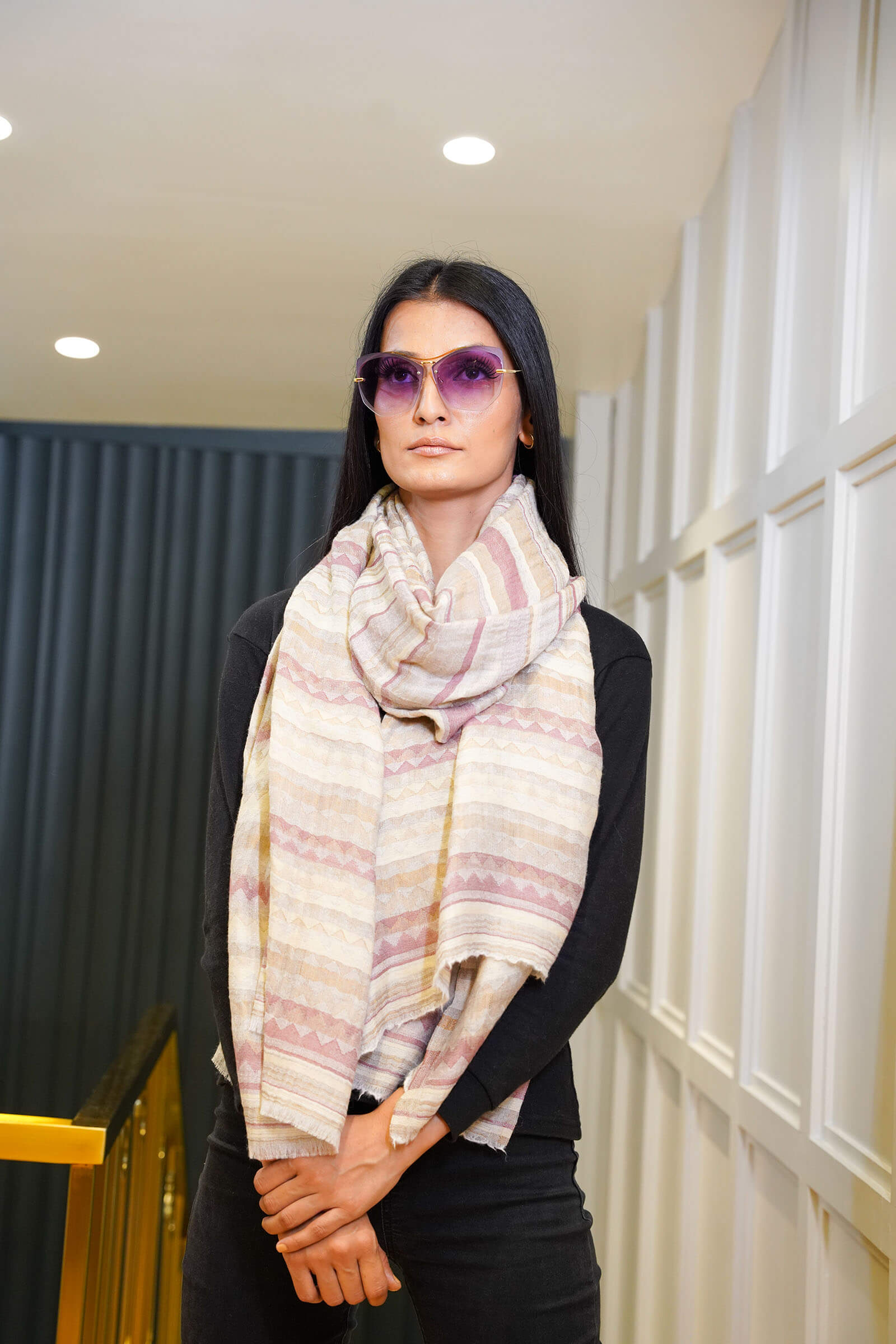 Fine Wool Stripe Zari Shawl