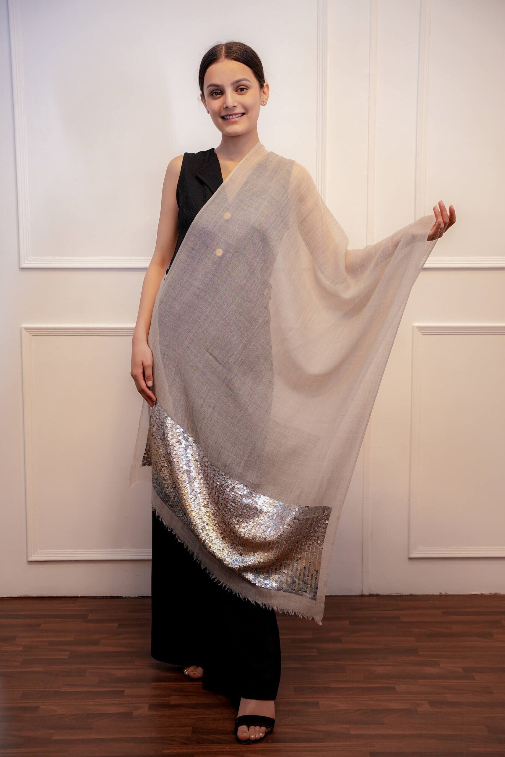 Sequence Beige Stole