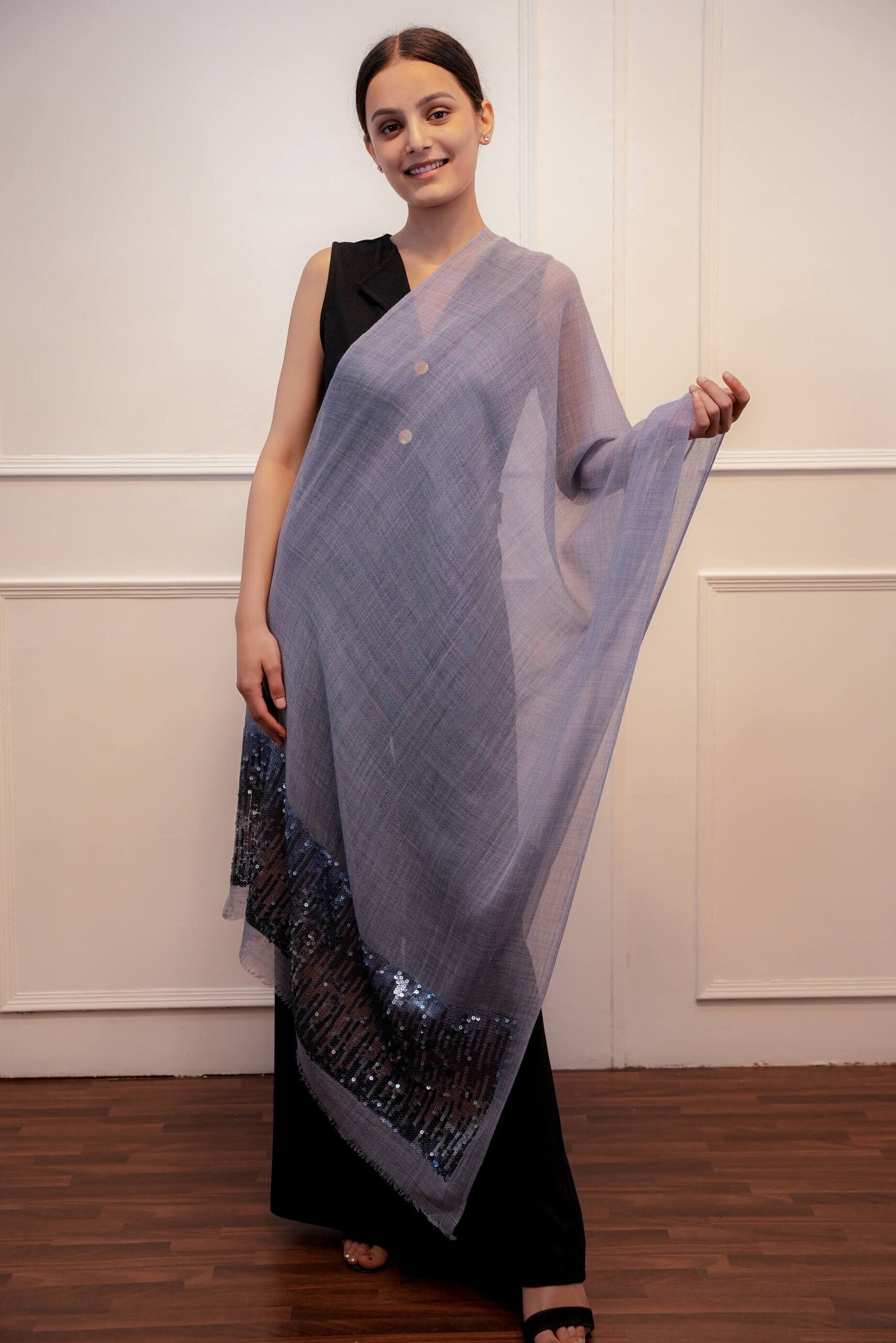 Sequence Grey Stole