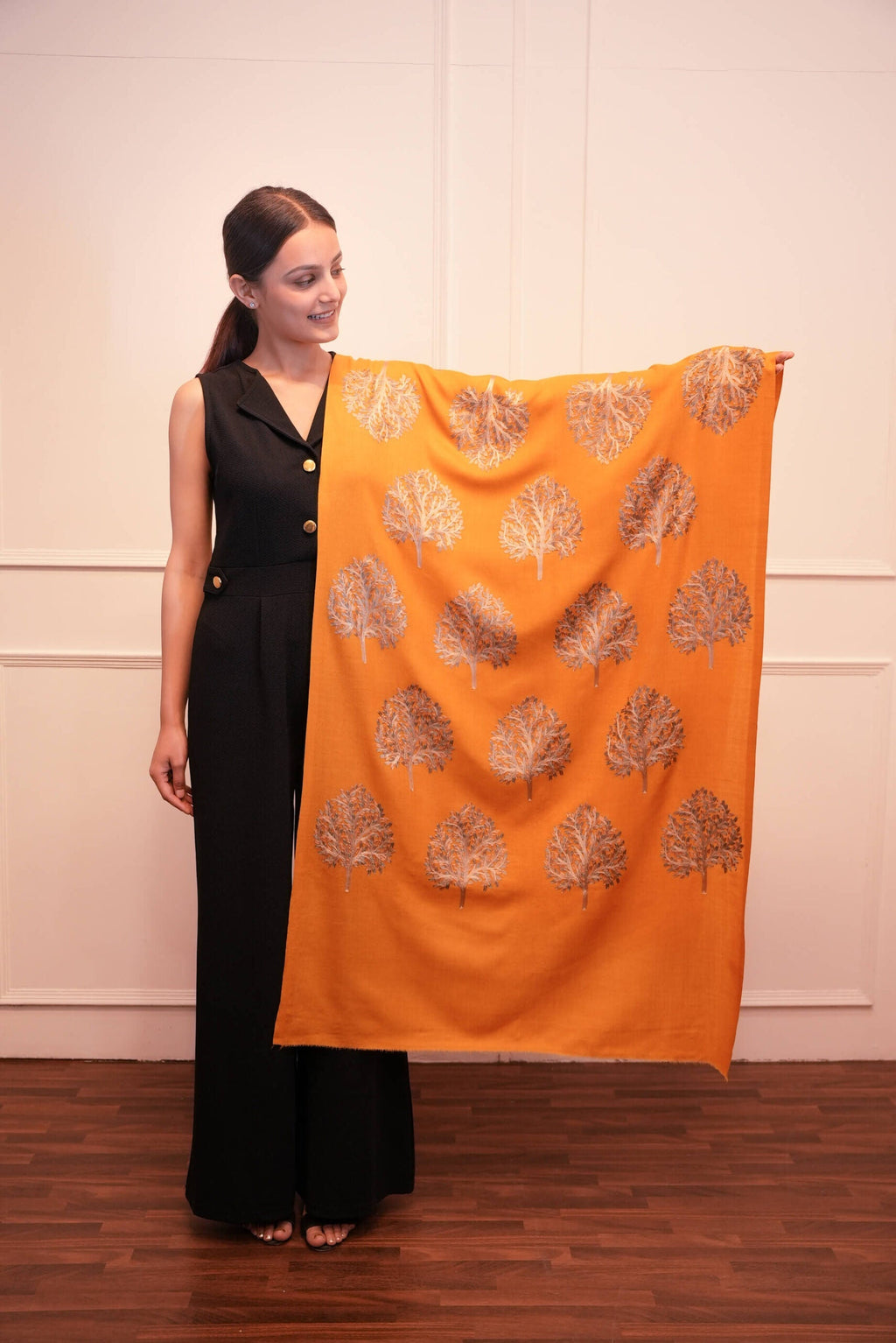Women Kashmiri Tree Work Stole