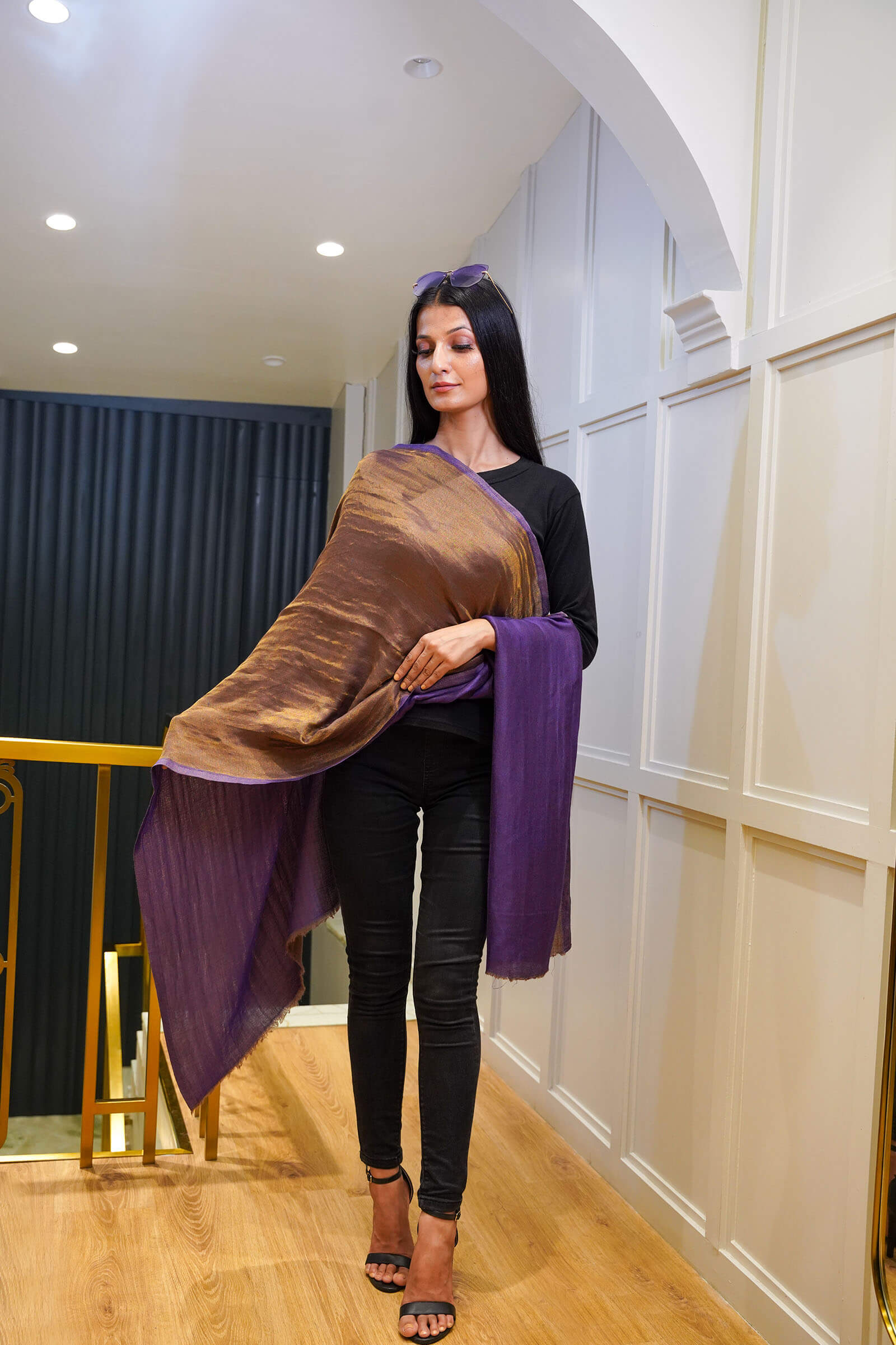 Mauve Moonlight Reversible Stole With Zari