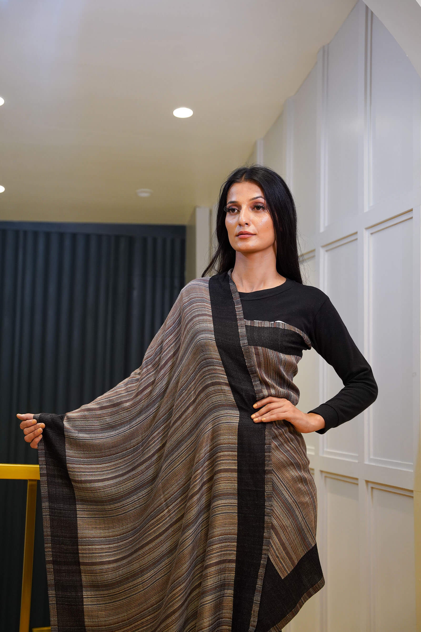 Women Reversible Stole Black Grey