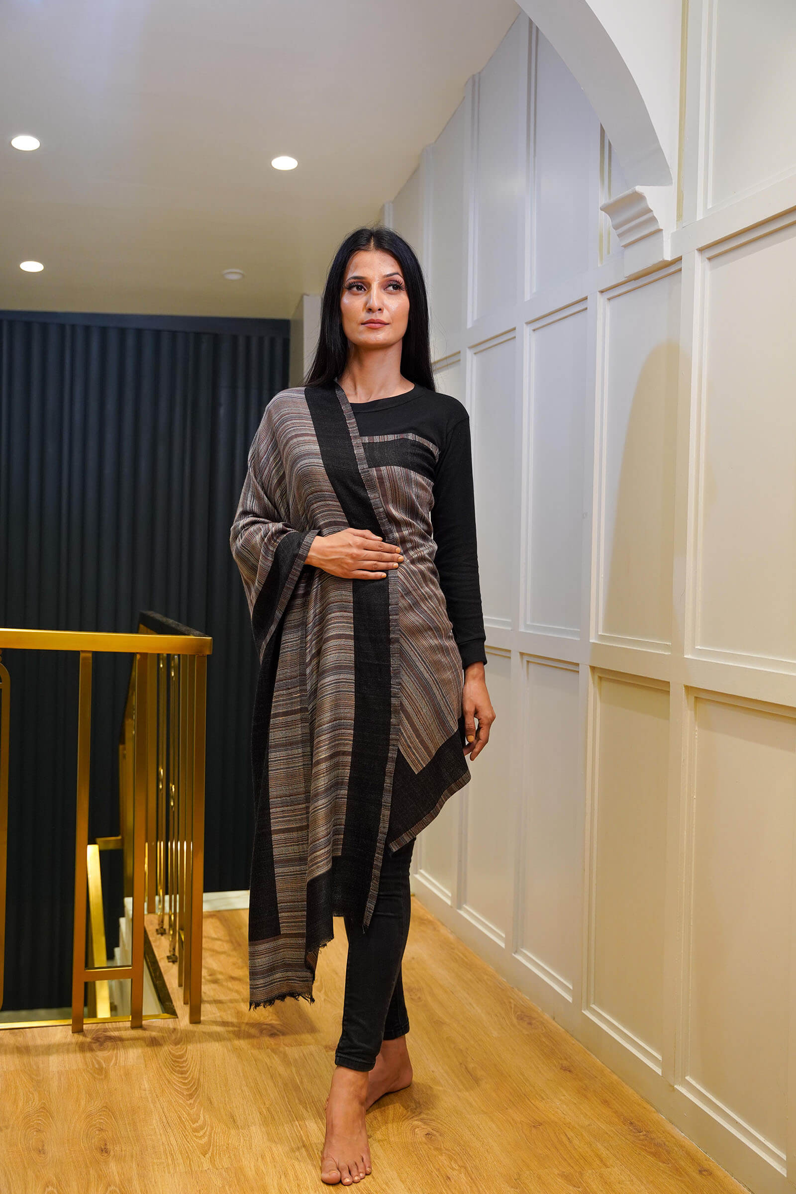Women Reversible Stole Black Grey