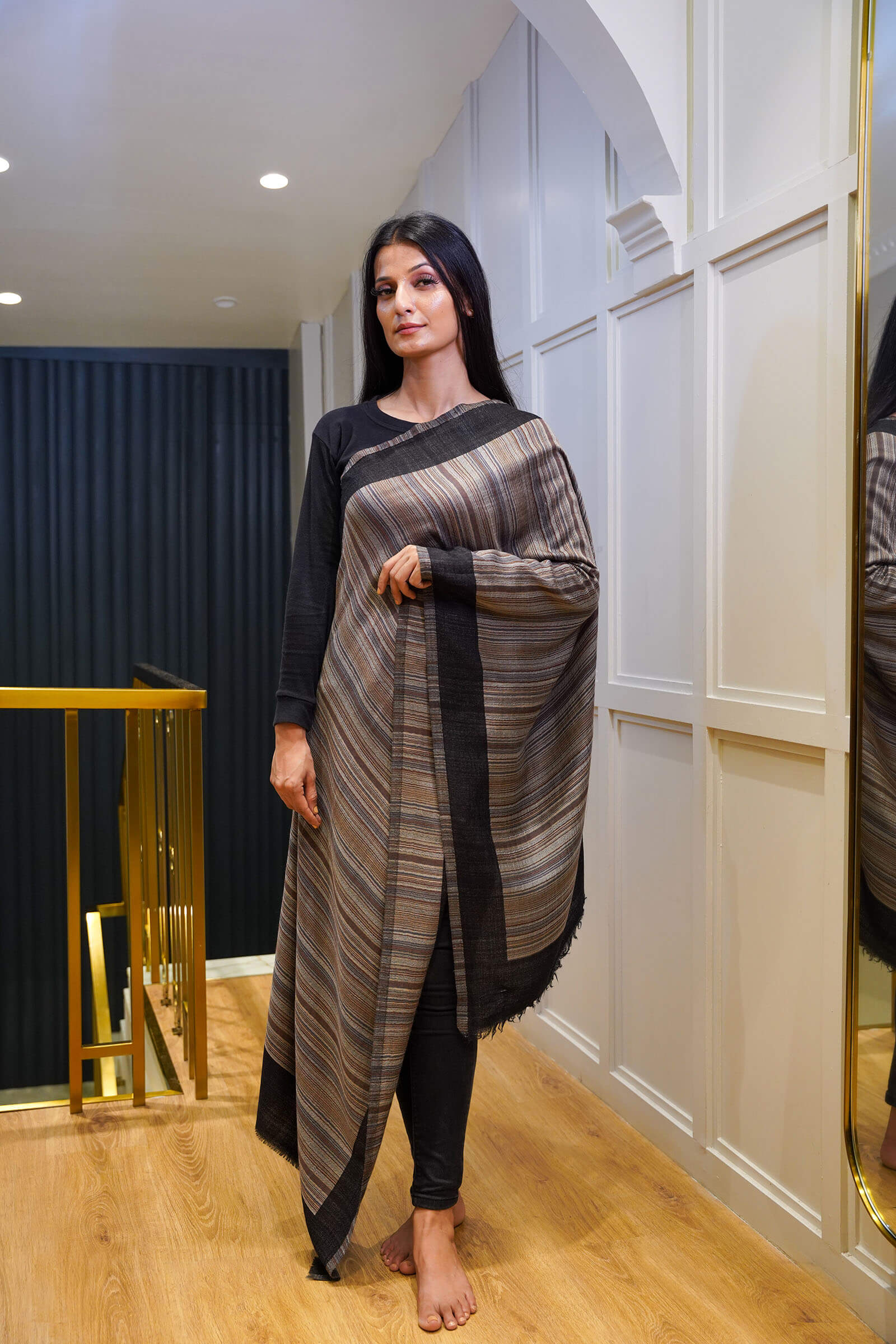 Women Reversible Stole Black Grey