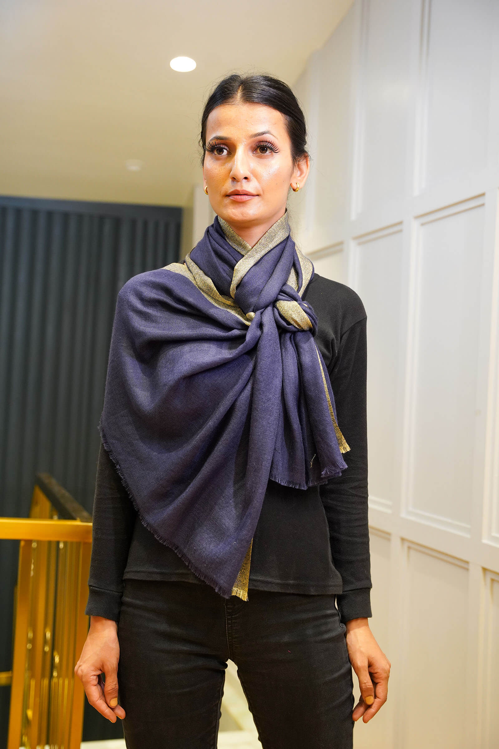 Women Border Zari Navy Stole