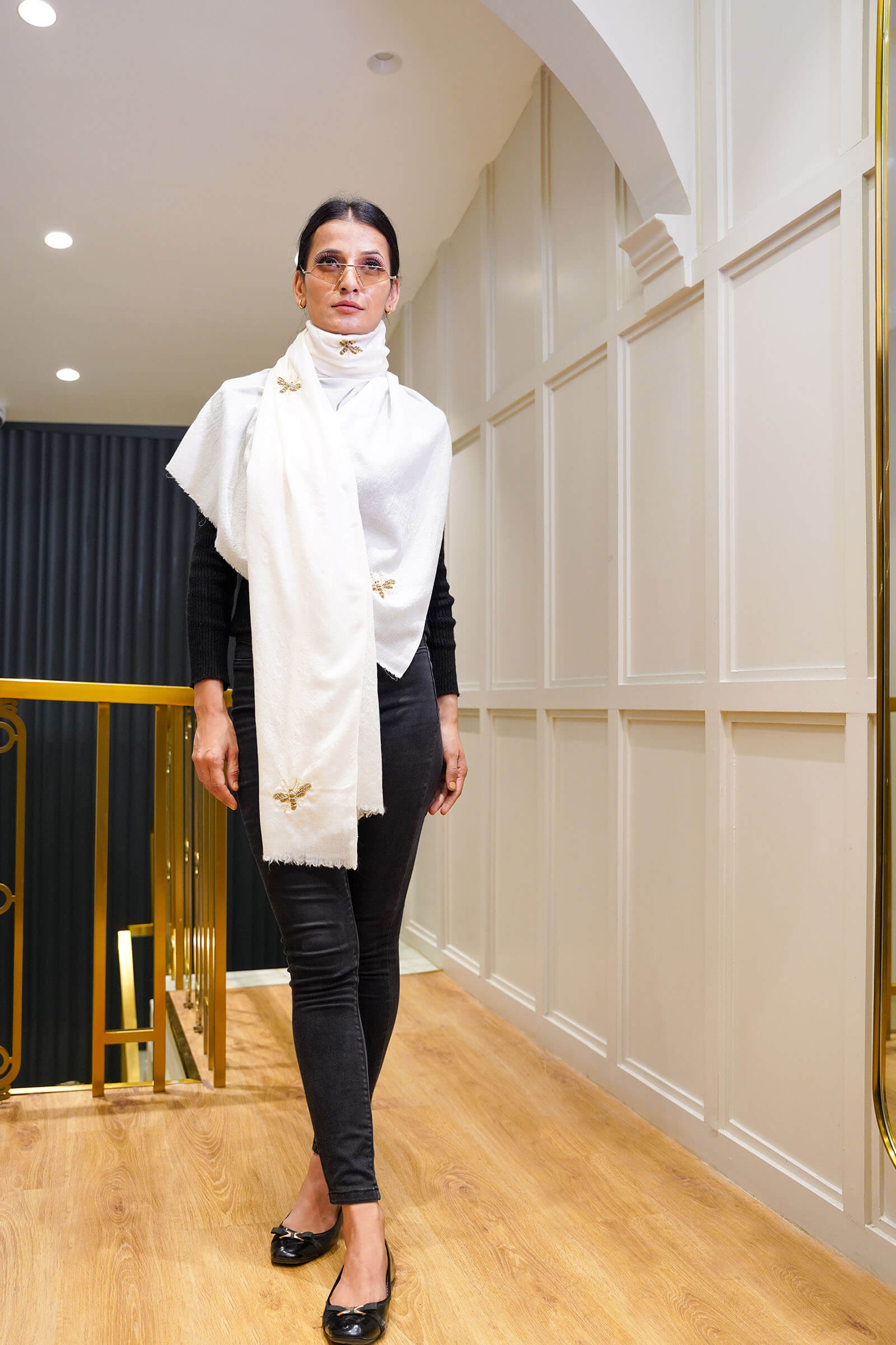 Buzzing Bees Pure Wool Scarf