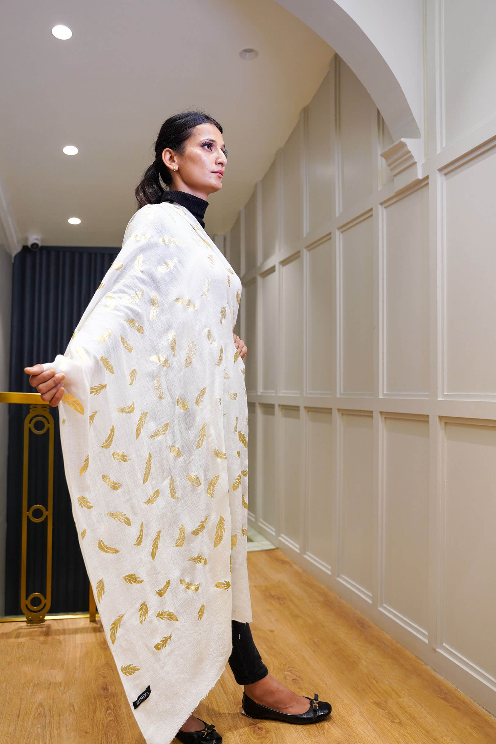 Fine Wool Foil Print Cream Stole